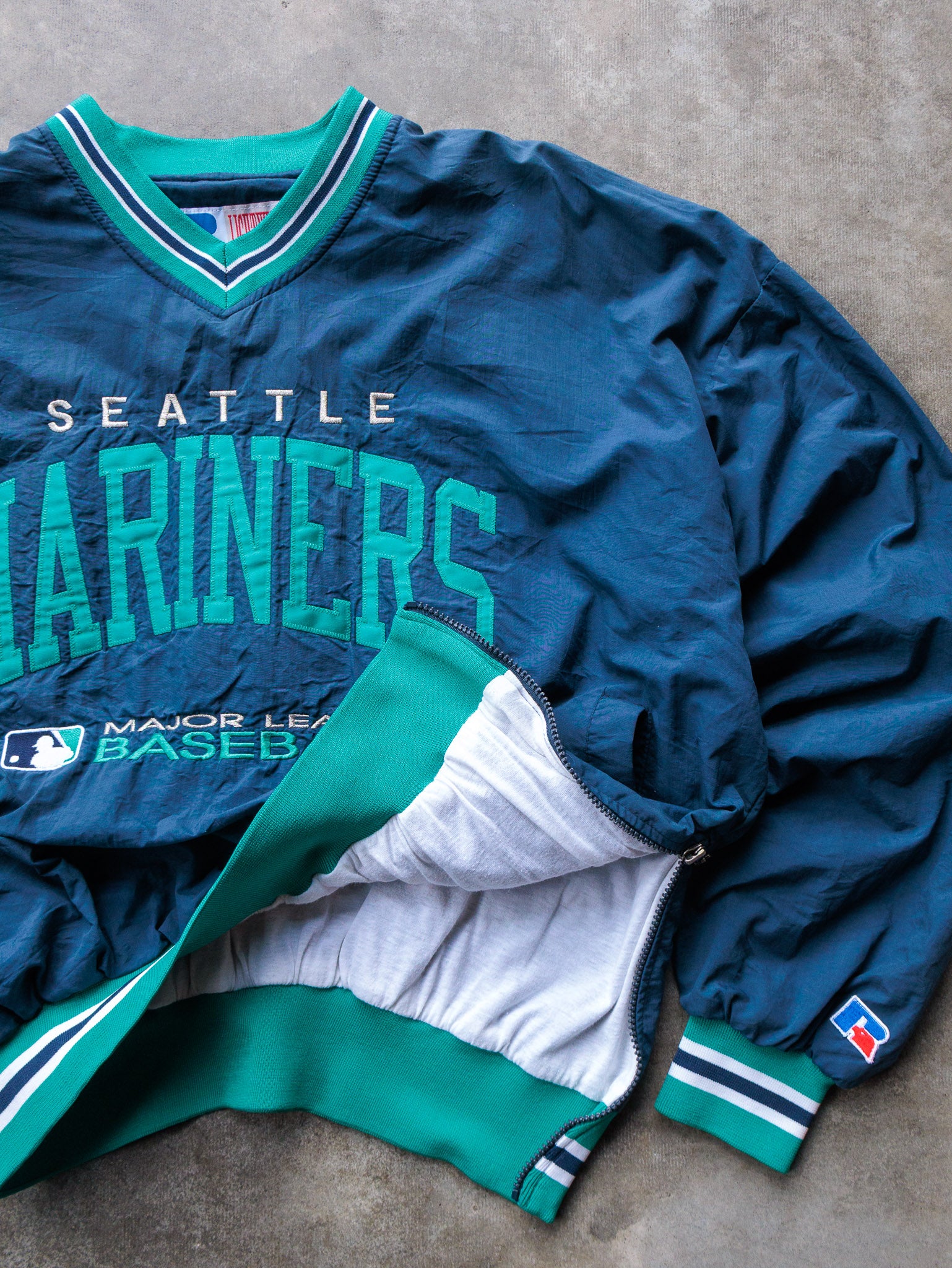 Vintage 90s Russell Athletic Seattle Mariners Windbreaker Jacket (L)