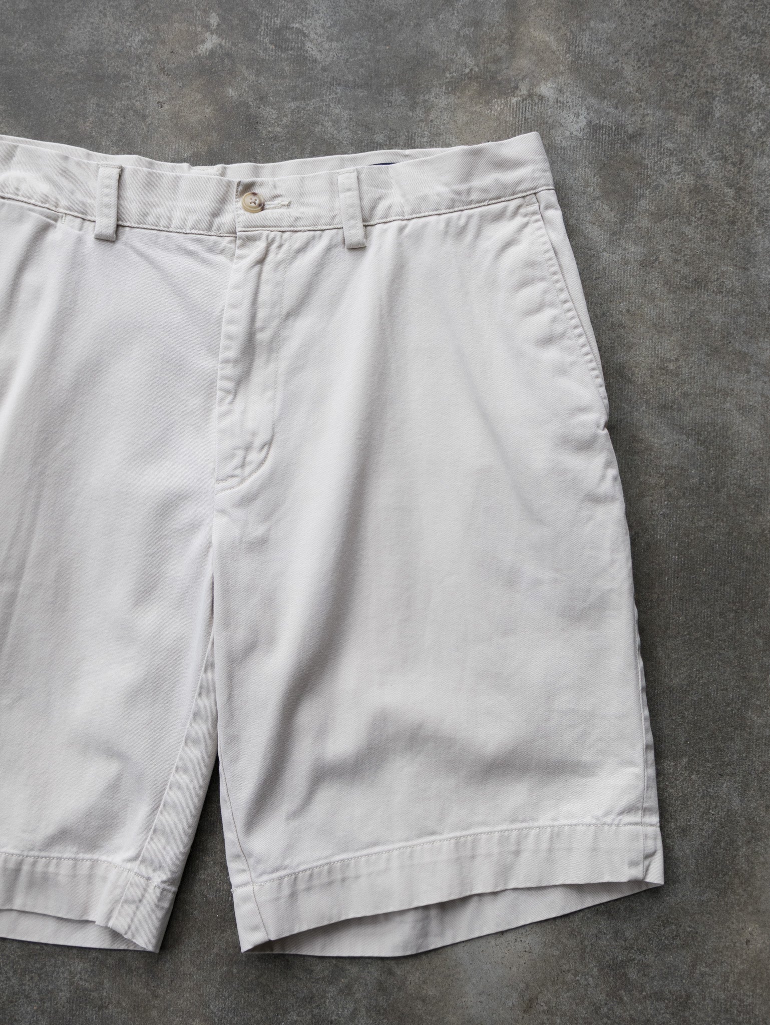 Vintage Beige Ralph Lauren Shorts (W33)