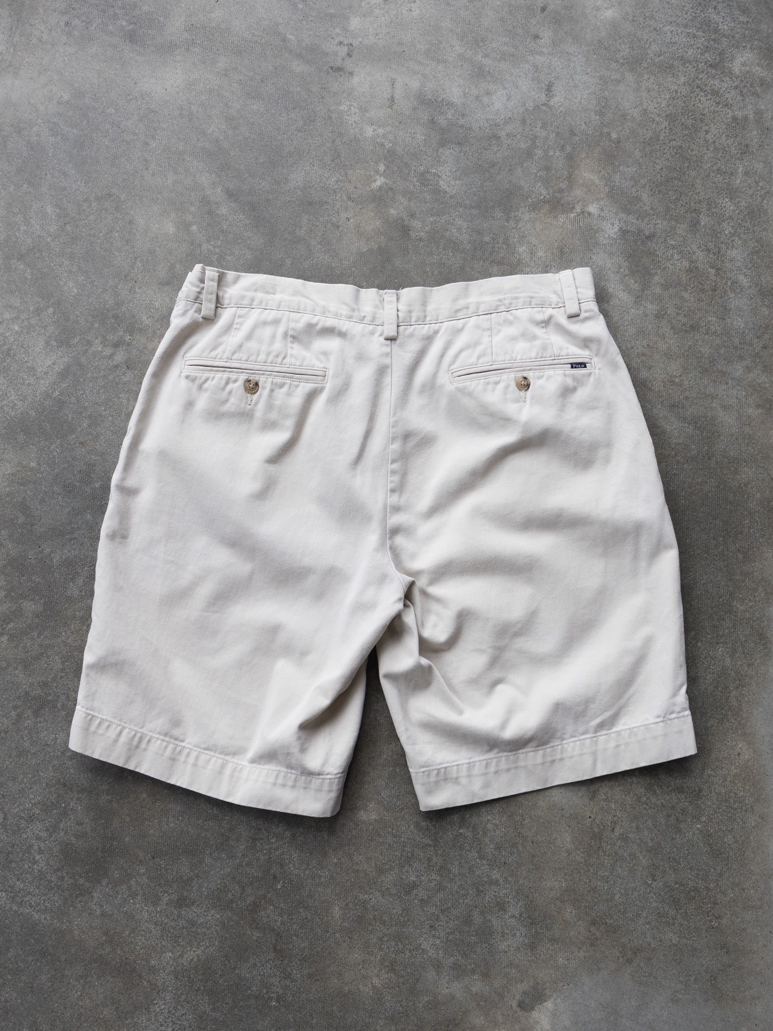 Vintage Beige Ralph Lauren Shorts (W33)