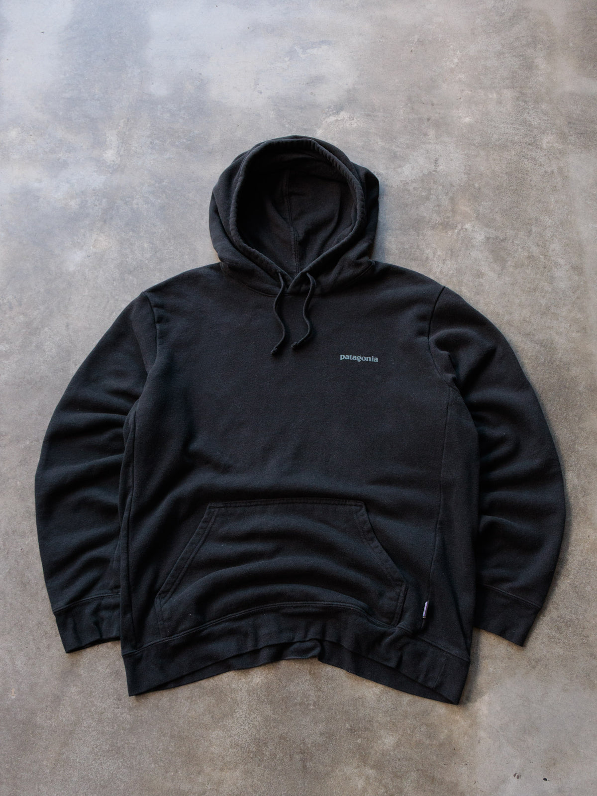Vintage Black Patagonia Hoodie (L)