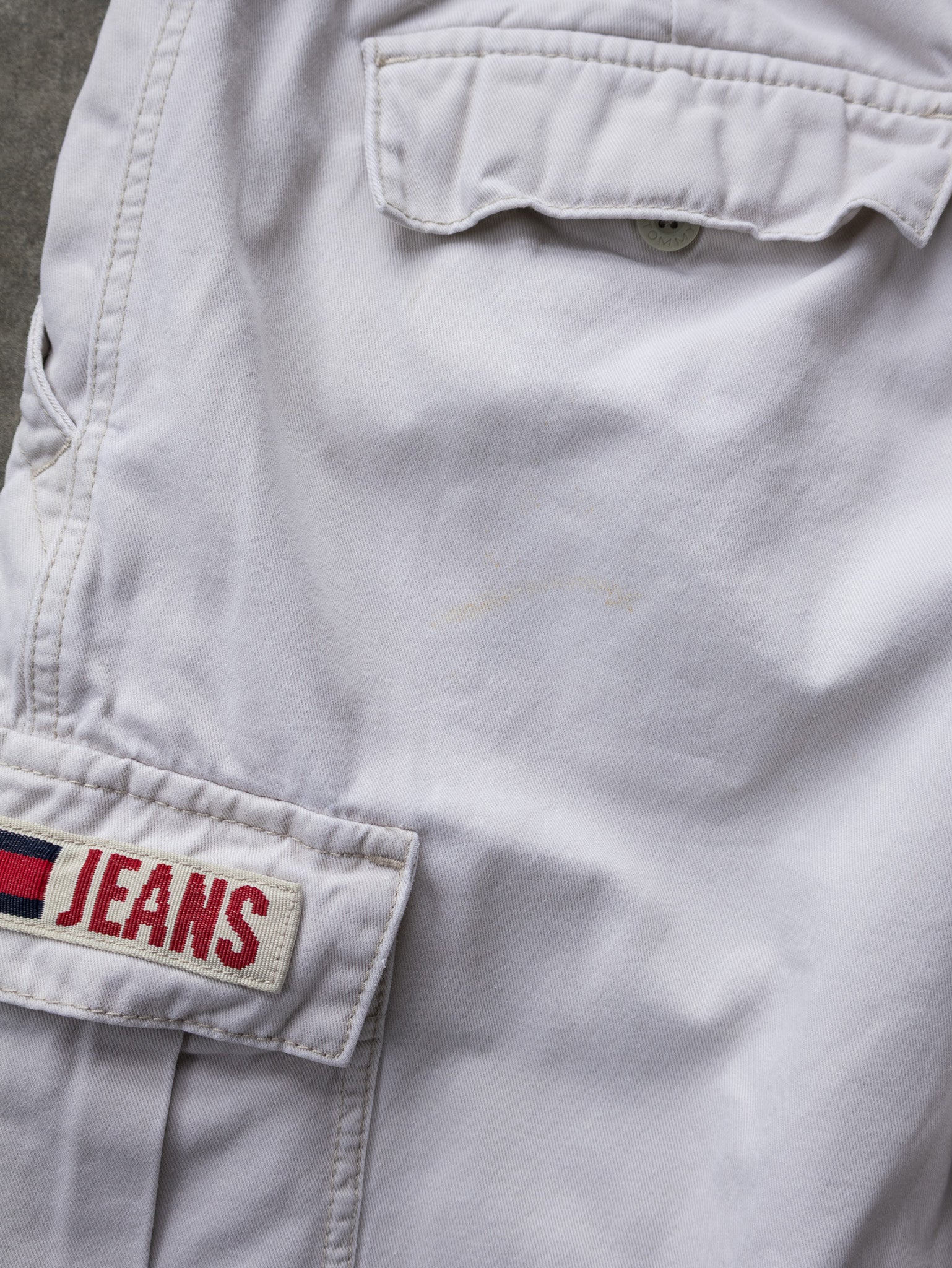 Vintage White Tommy Jeans Cargo Shorts (W36)