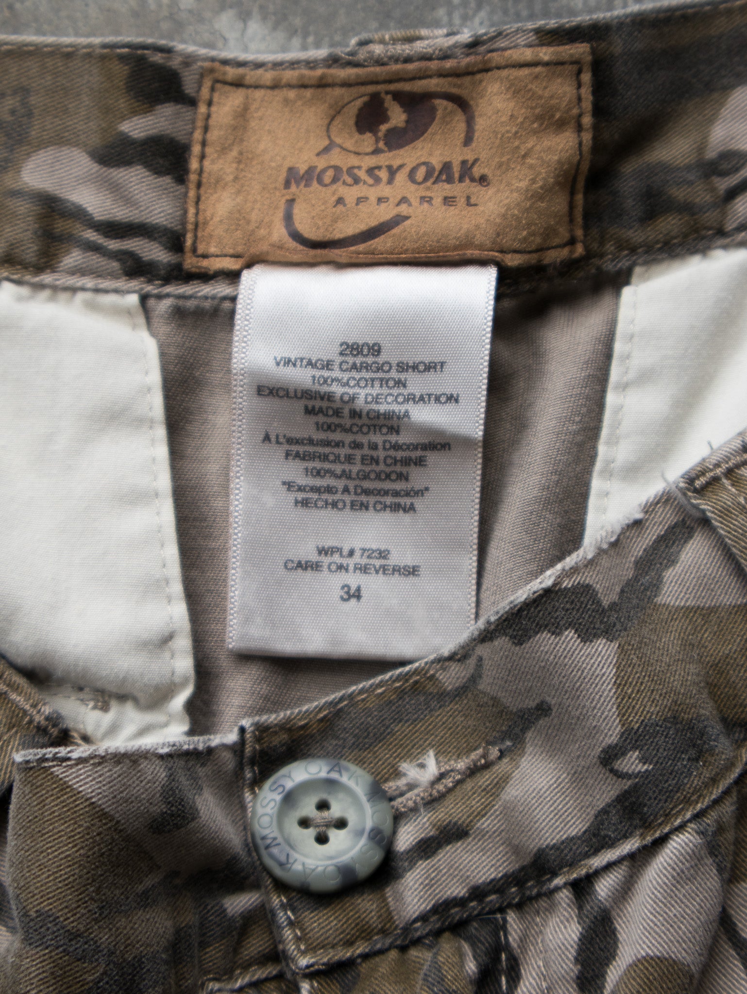 Vintage Camo Mossy Oak Cargo Shorts (W34)