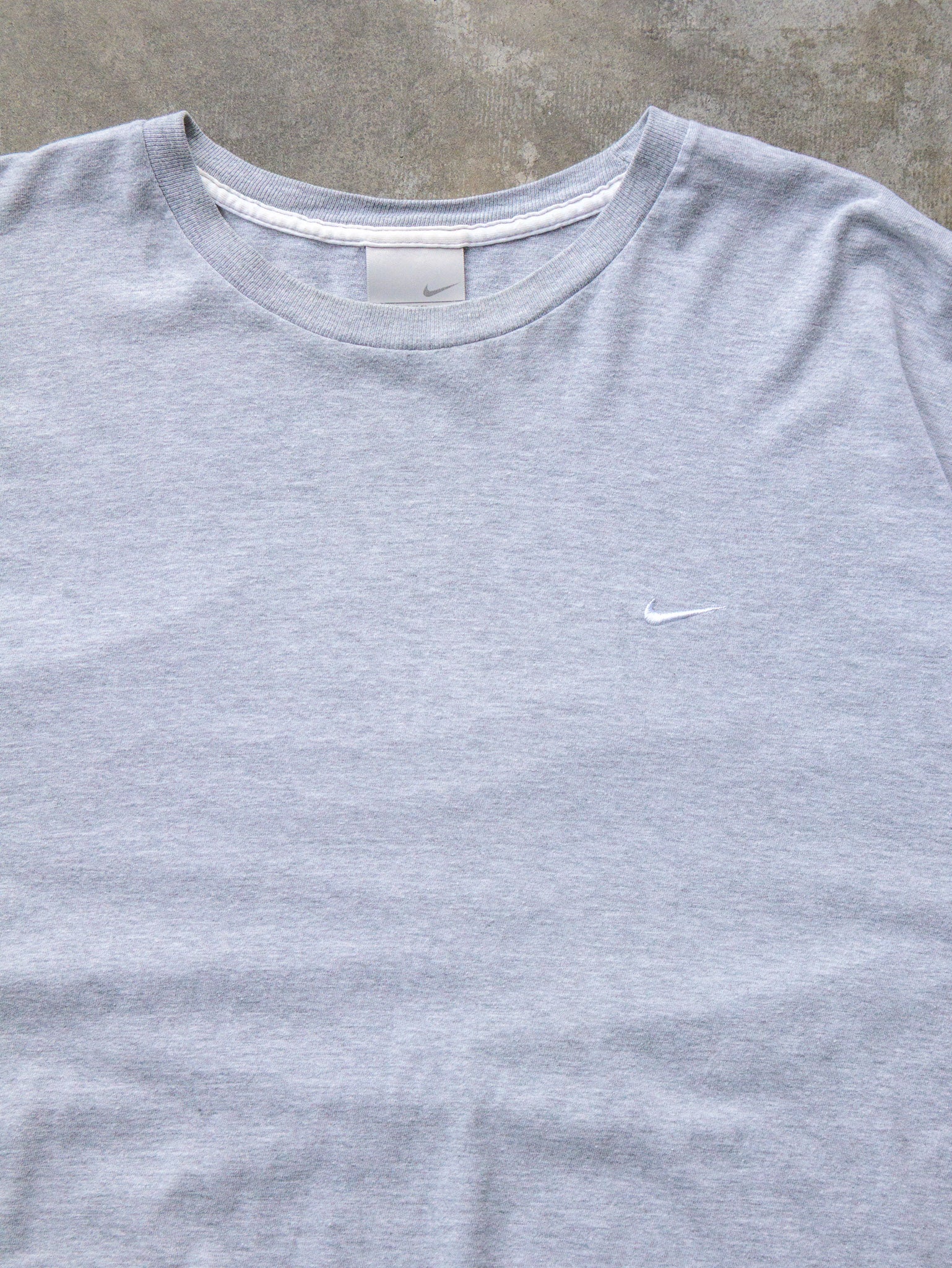 Vintage 00s Grey Nike Mini Swoosh Tee (2XL)