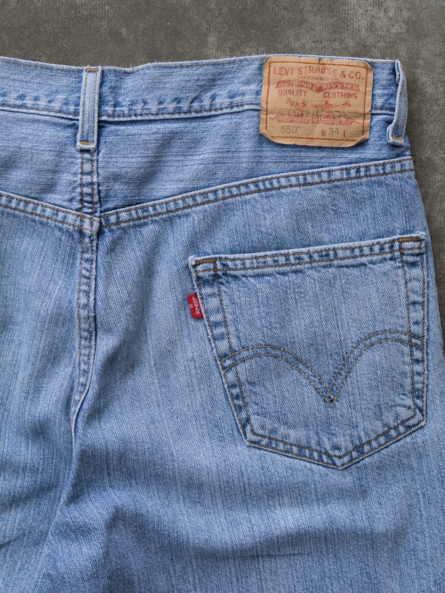 Vintage Levi’s 550 Denim Jorts (W34)