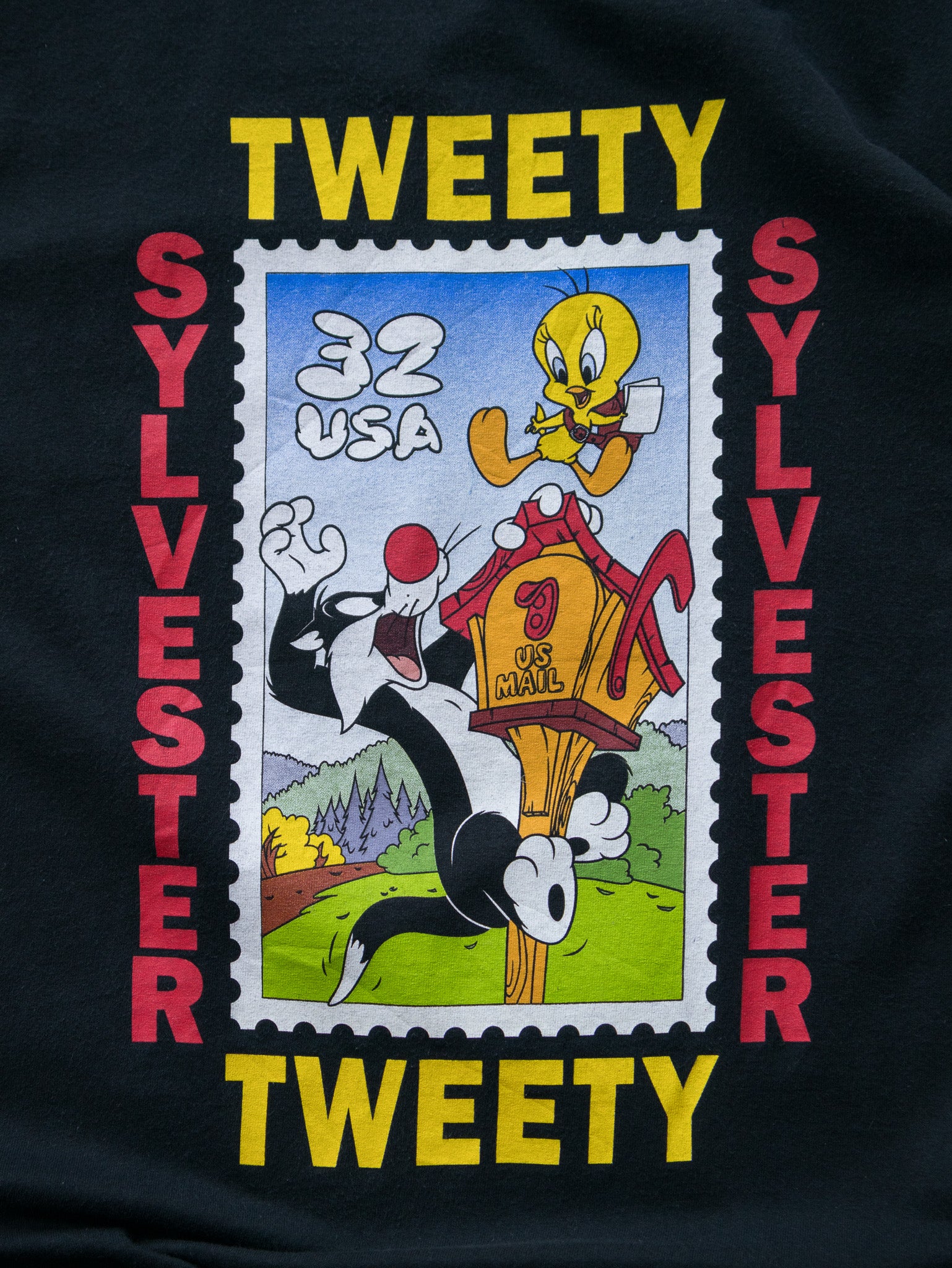 Vintage 90s Black Looney Tunes Tweety & Sylvester Stamp Collection Tee (XL)