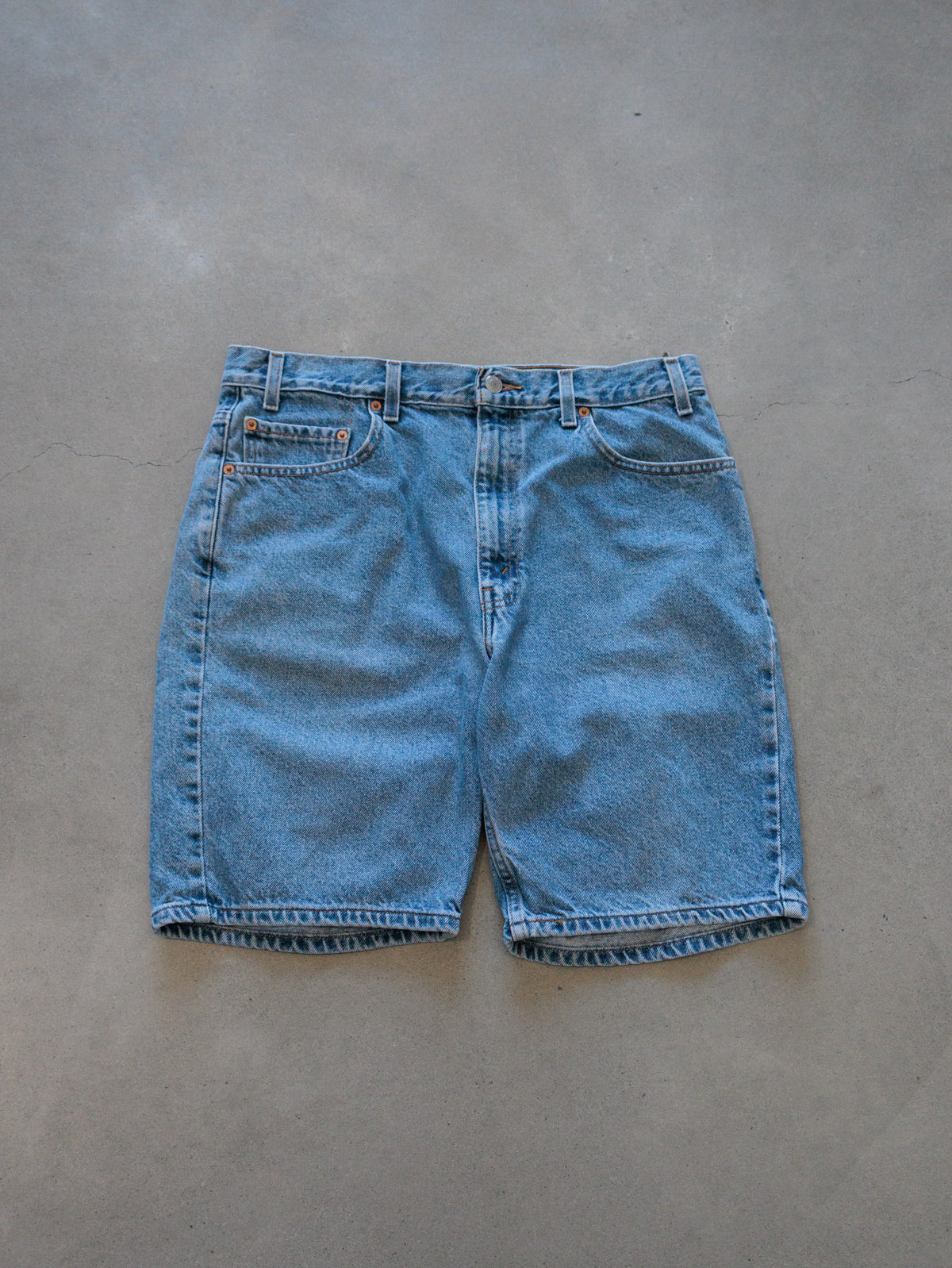 Vintage 00s Blue Levi's 505 Denim Shorts (W36)