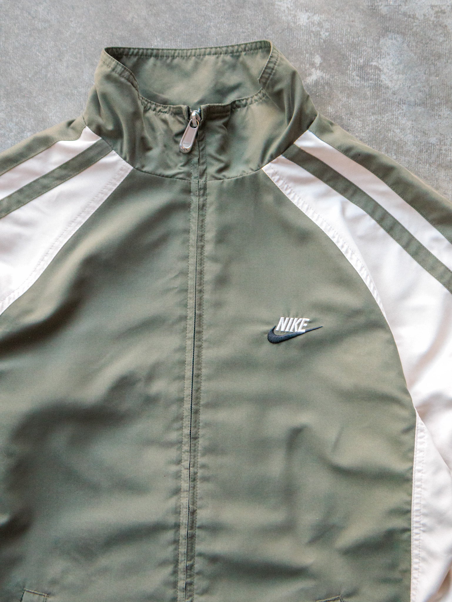 Vintage 00s Olive & Cream Nike Windbreaker Jacket (S)