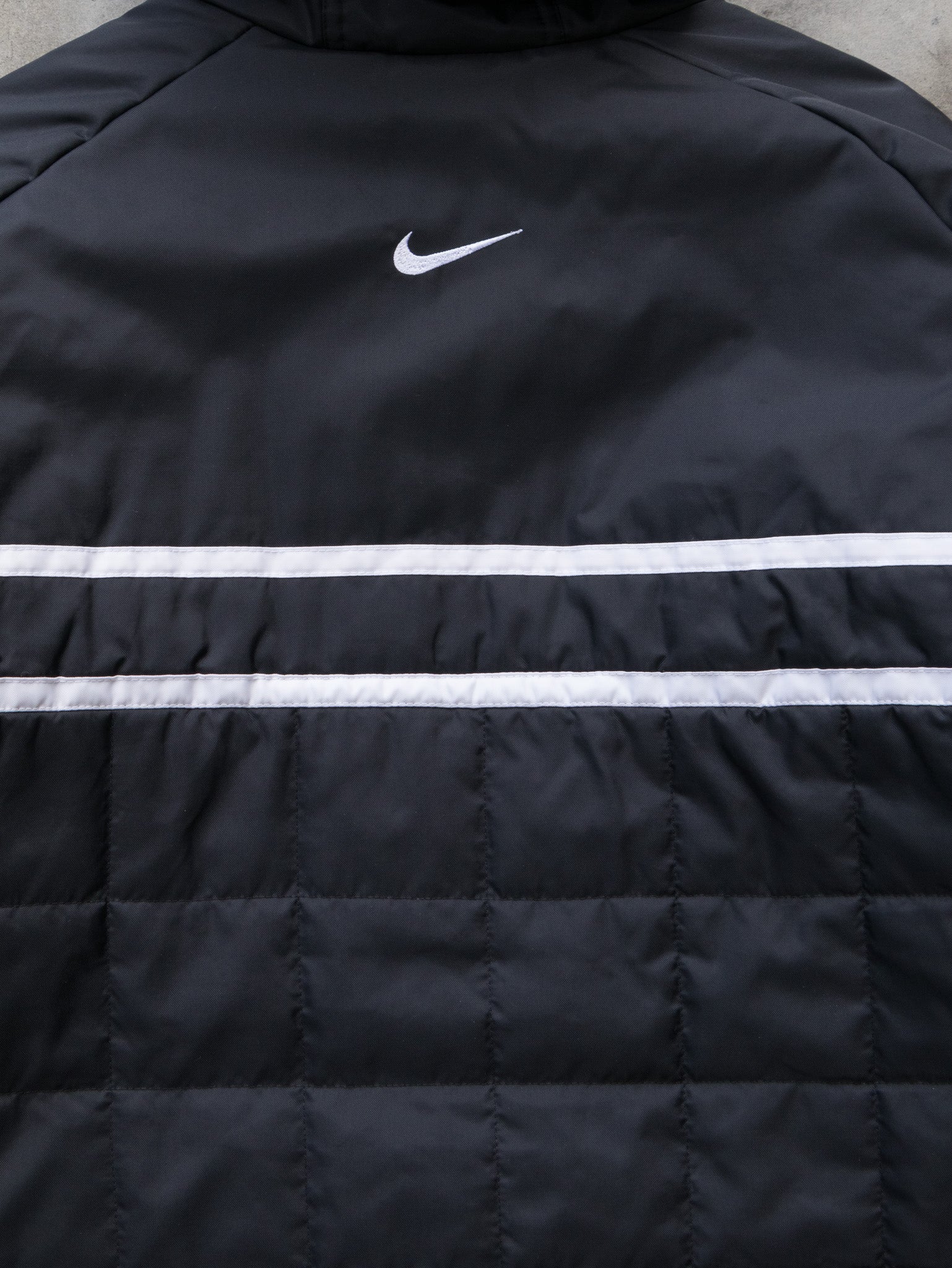 Vintage Black Nike Quilted Hooded Jacket (L)