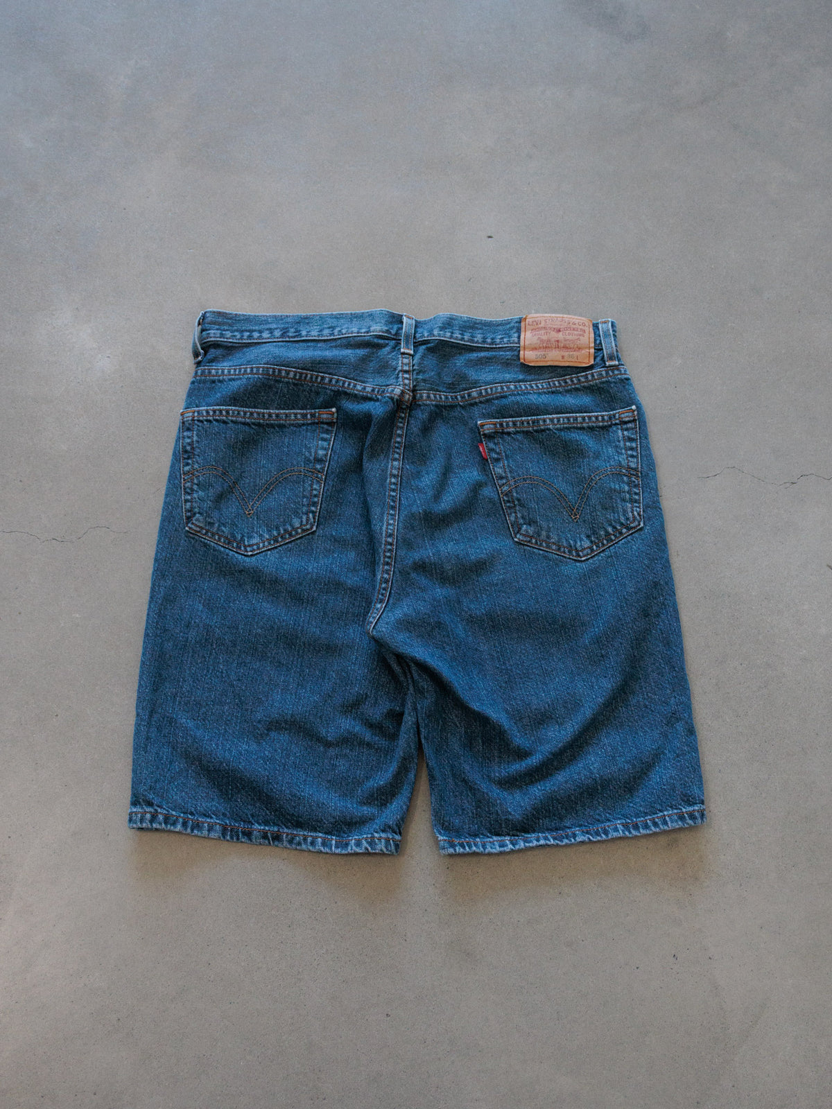 Vintage 00s Blue Levi's 505 Denim Shorts (W36)