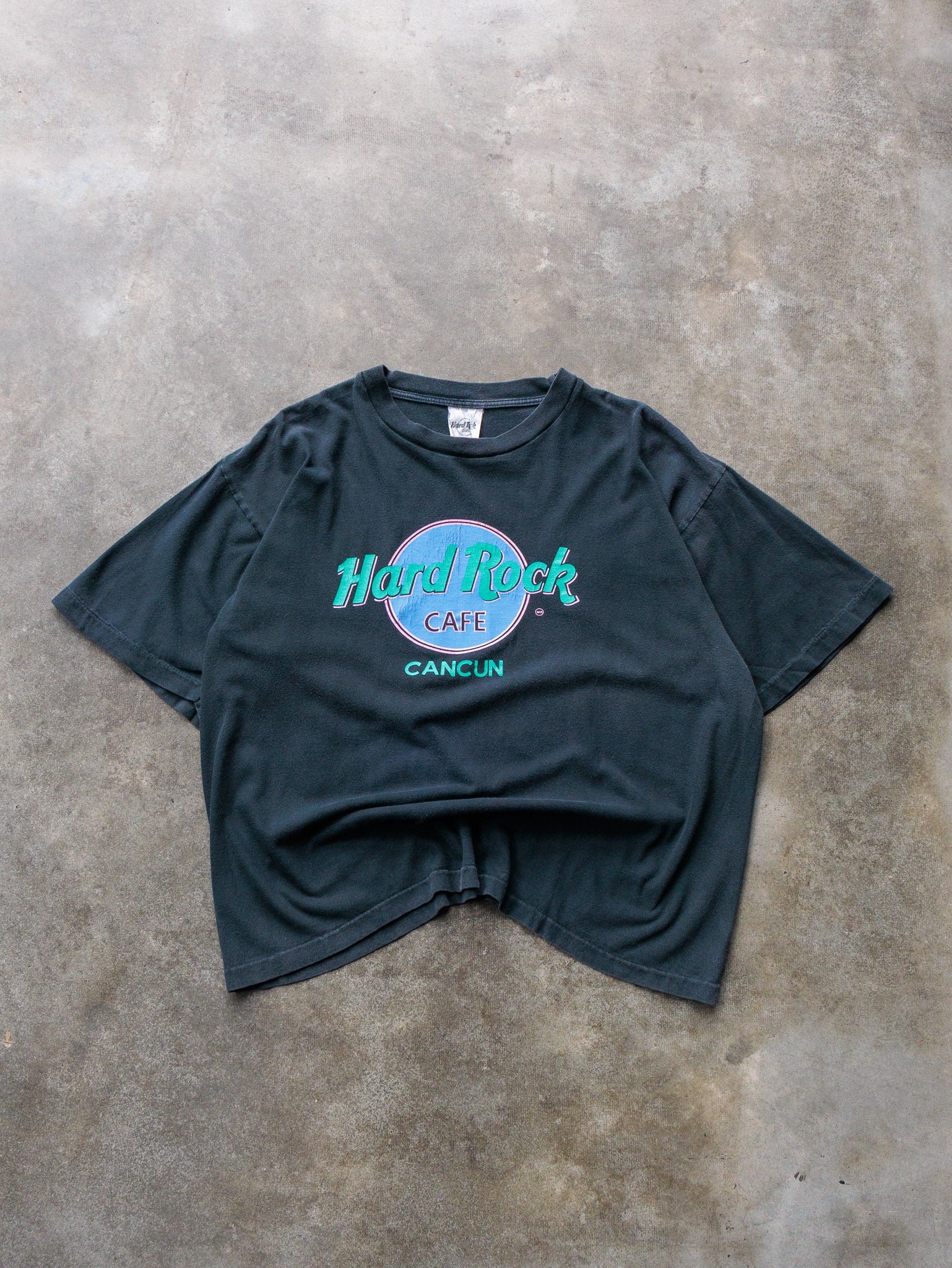 Vintage 90s Hard Rock Cafe Cancun Tee (L)