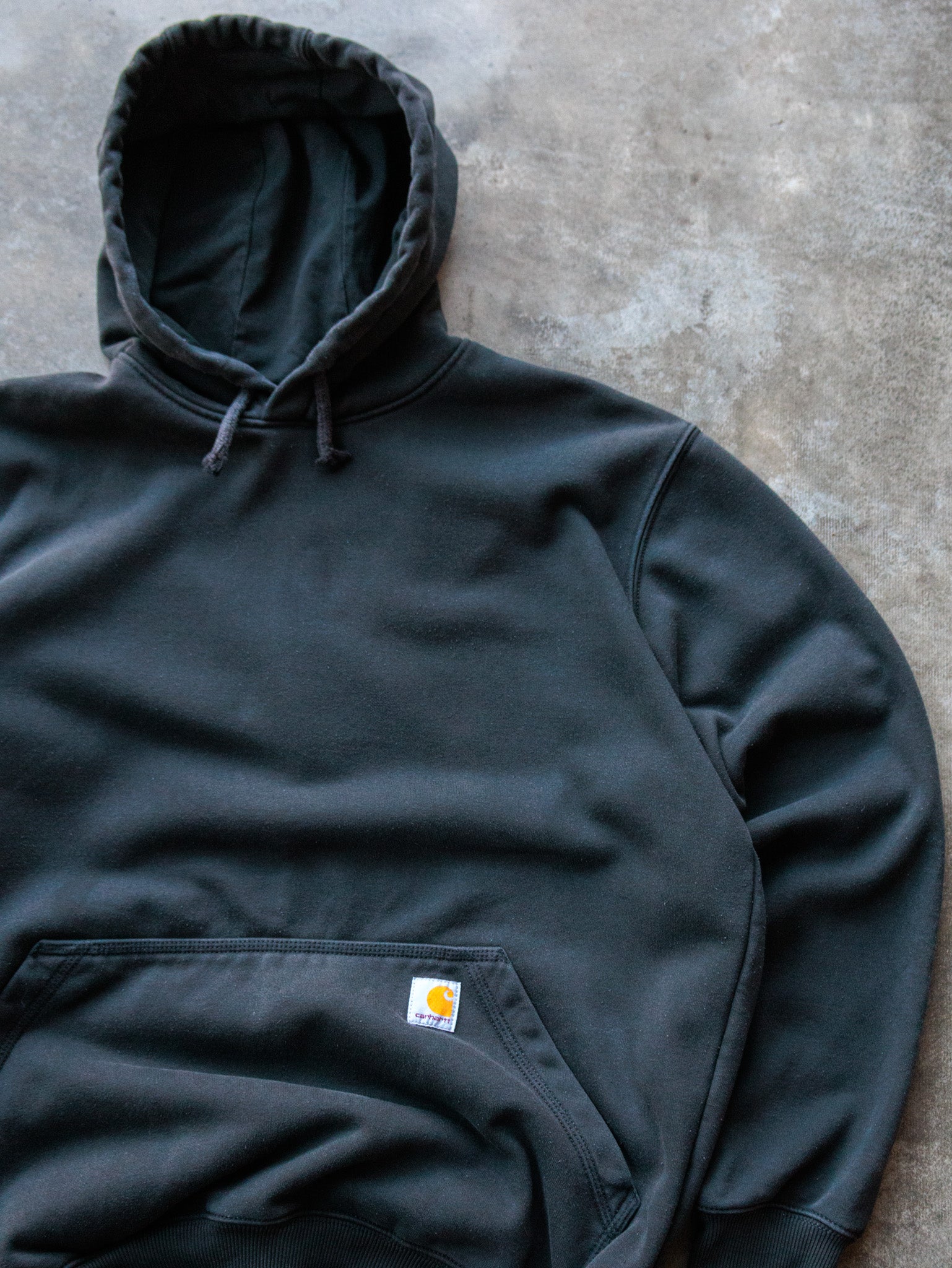 Vintage Black Carhartt Rain Defender Hoodie (M)