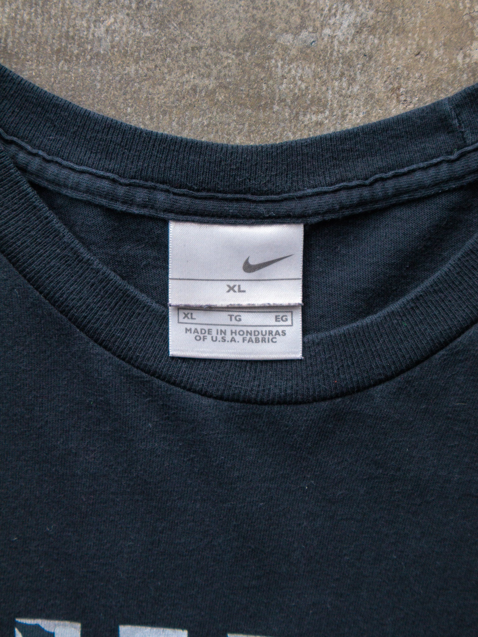 Vintage 00s Black Nike Camo Spell Out Tee (XL)