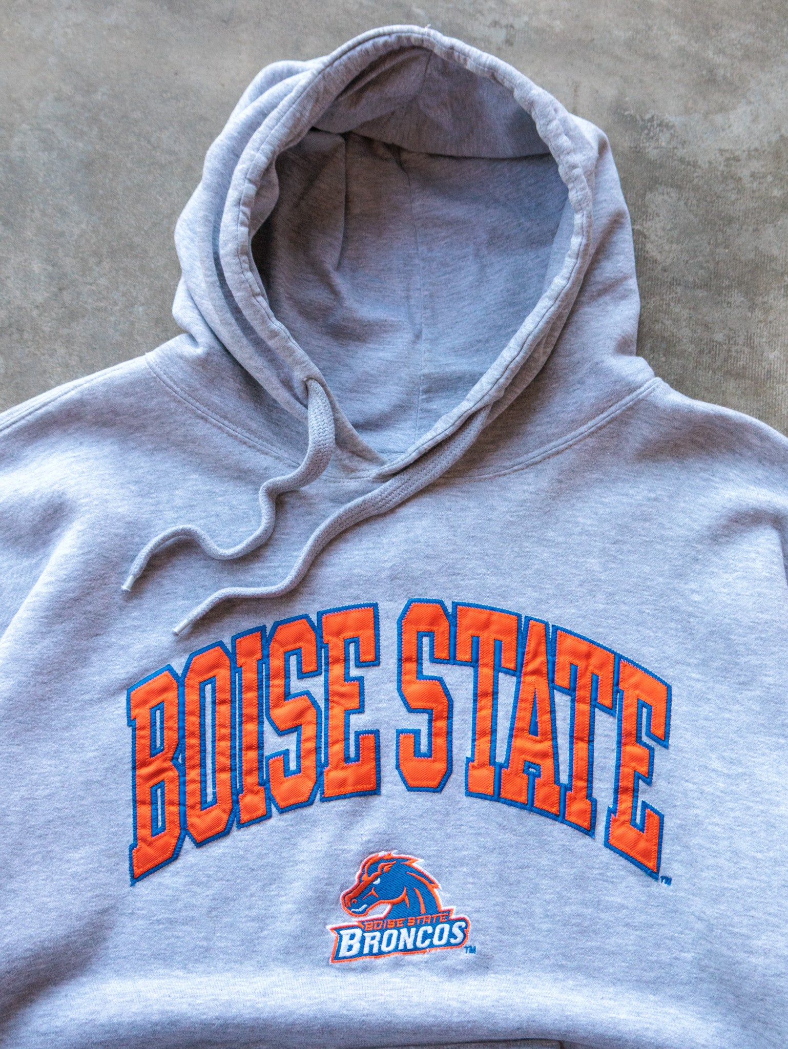Vintage 00s Grey Boise State Broncos Hoodie (2XL)