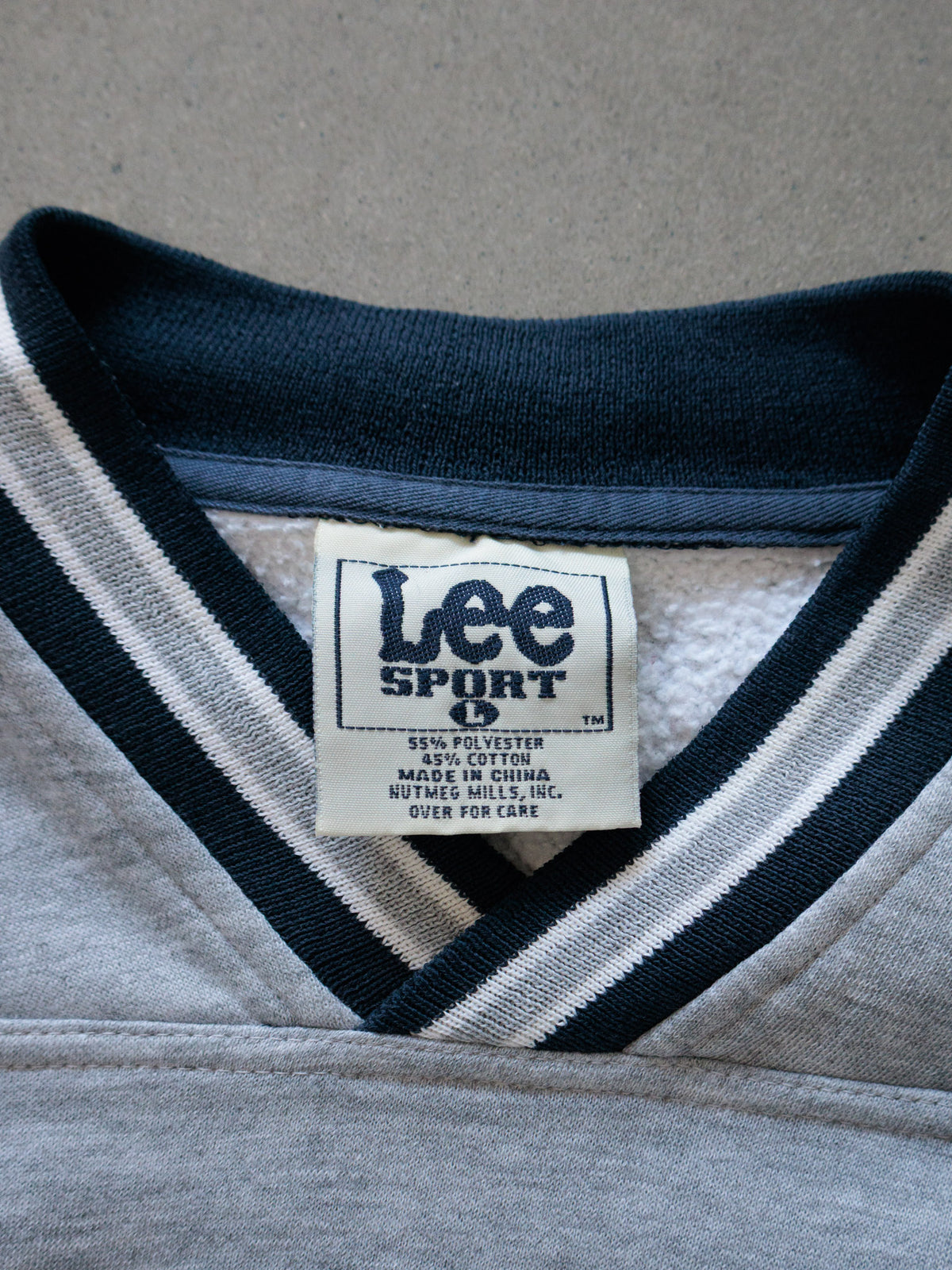 Vintage 90s Grey Lee Sport UNC Tar Heels Sweatshirt (-)