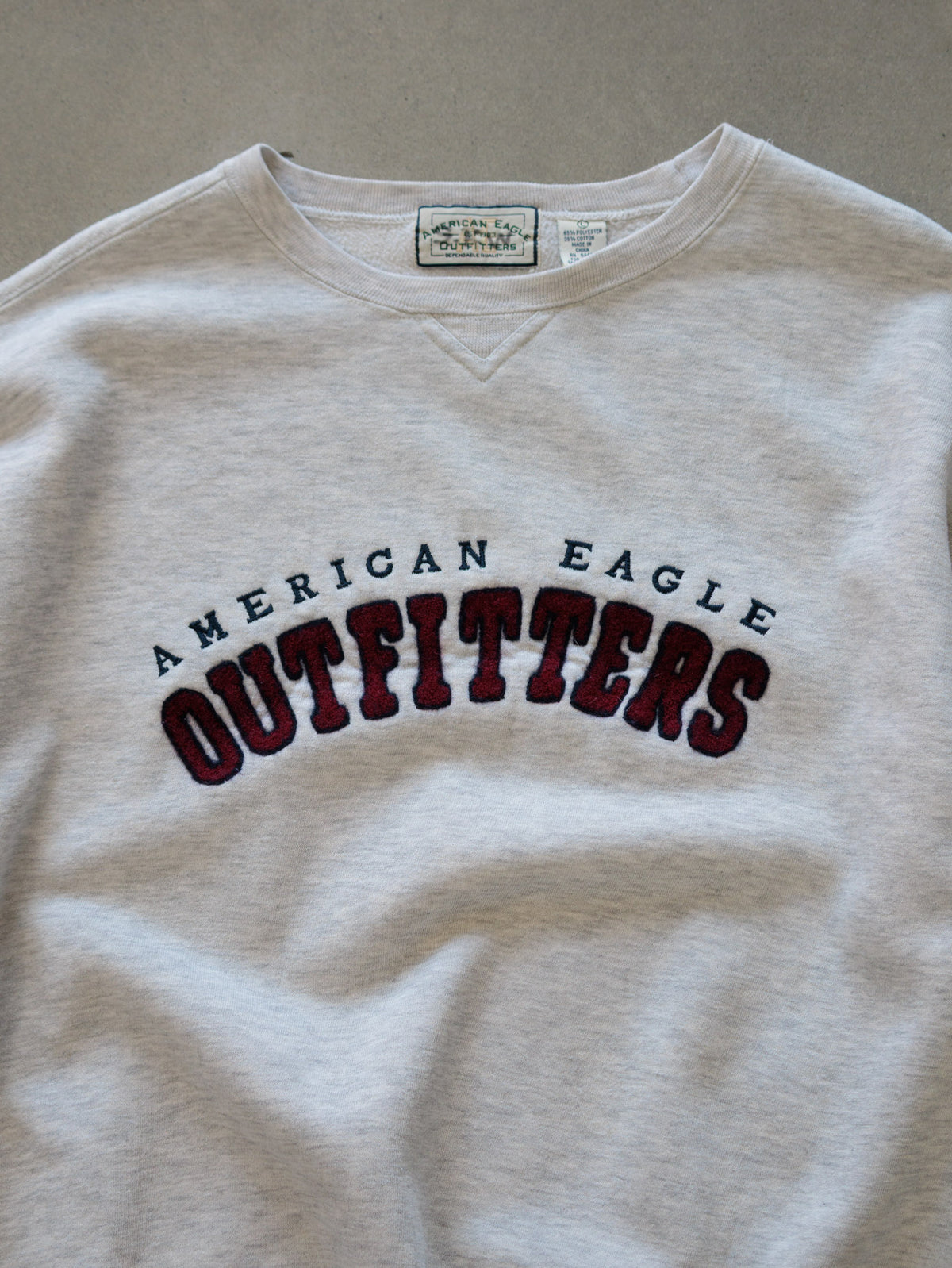 Vintage 90s Grey American Eagle Outfitters Sweatshirt (L)