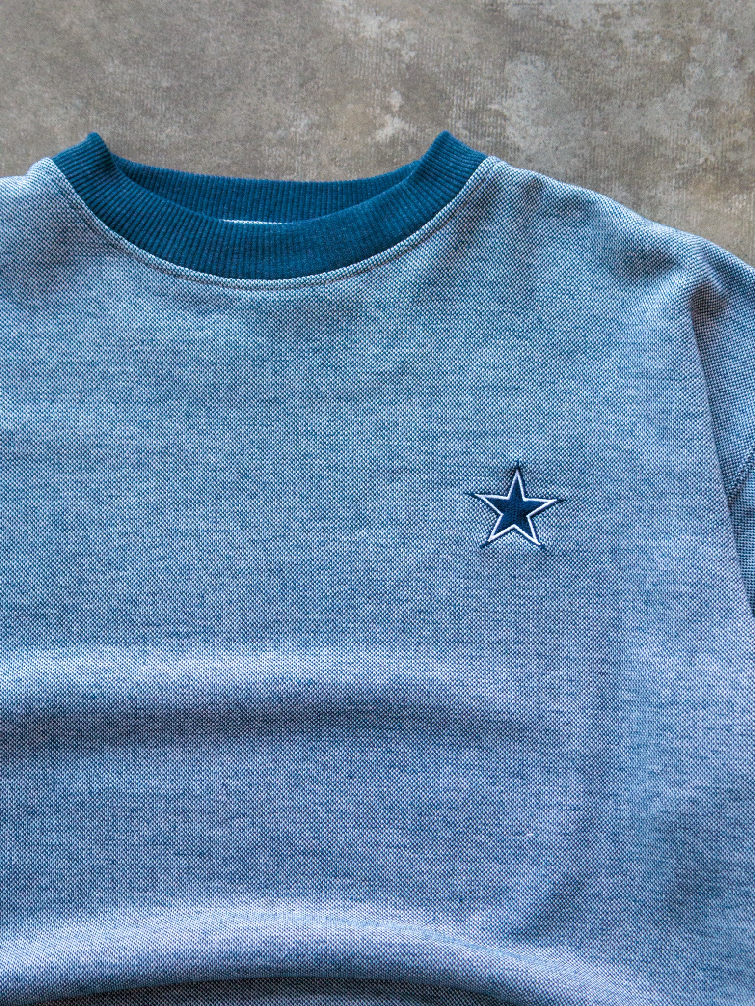 Vintage 90s Grey & Blue Starter Dallas Cowboys Sweatshirt (M)