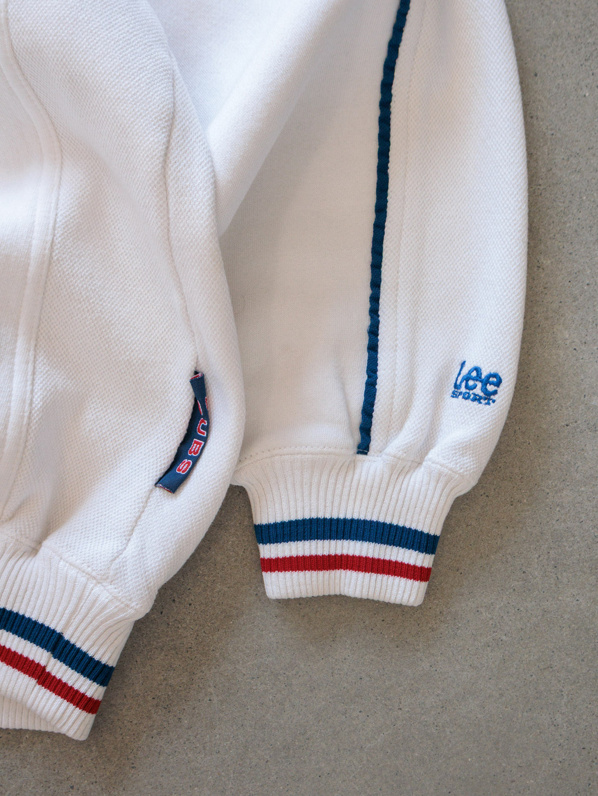 Vintage 90s White Lee Sport Chicago Cubs V-Neck Sweatshirt (M)