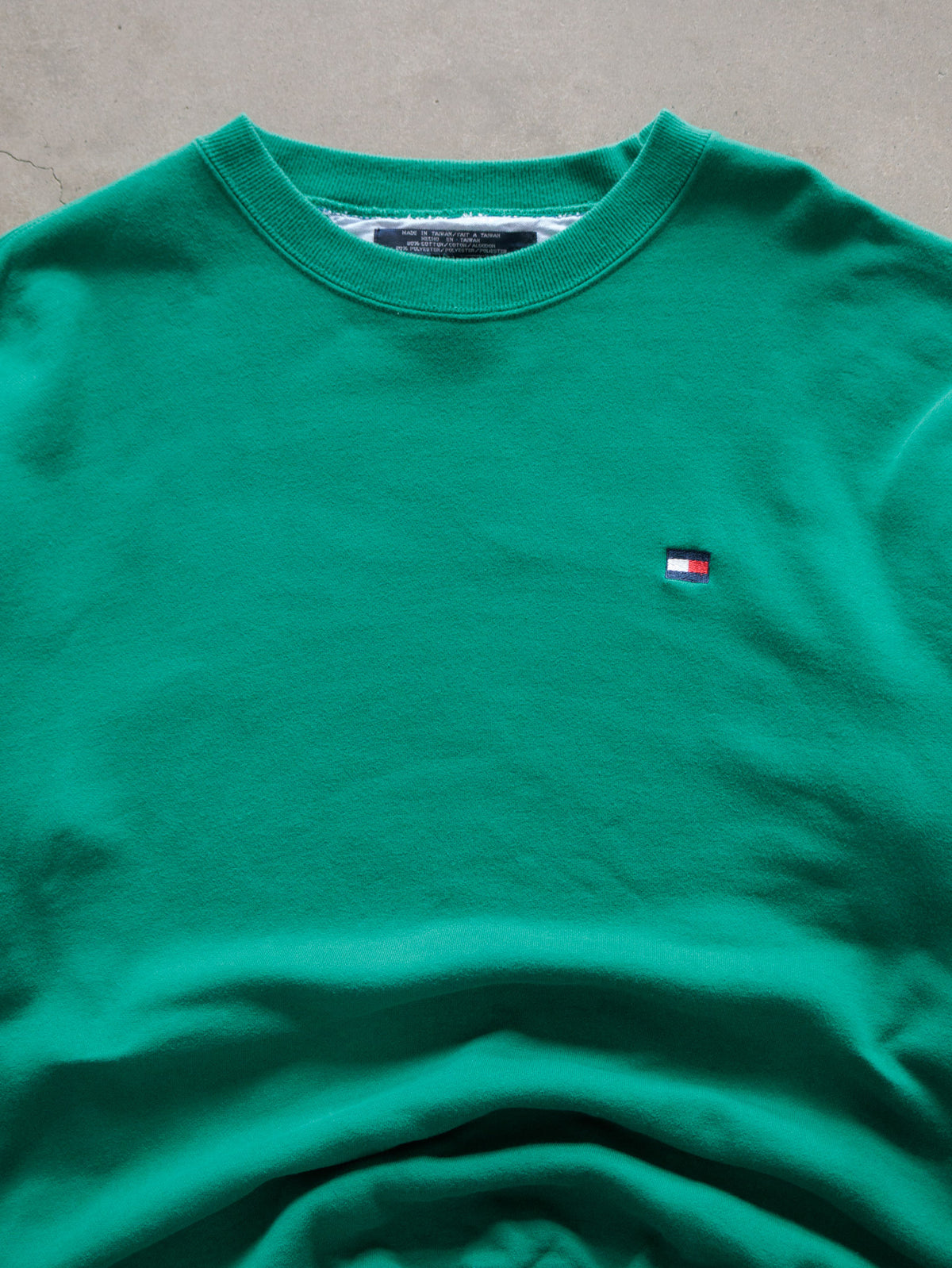 Vintage 90s Green Tommy Hilfiger Sweatshirt (L)