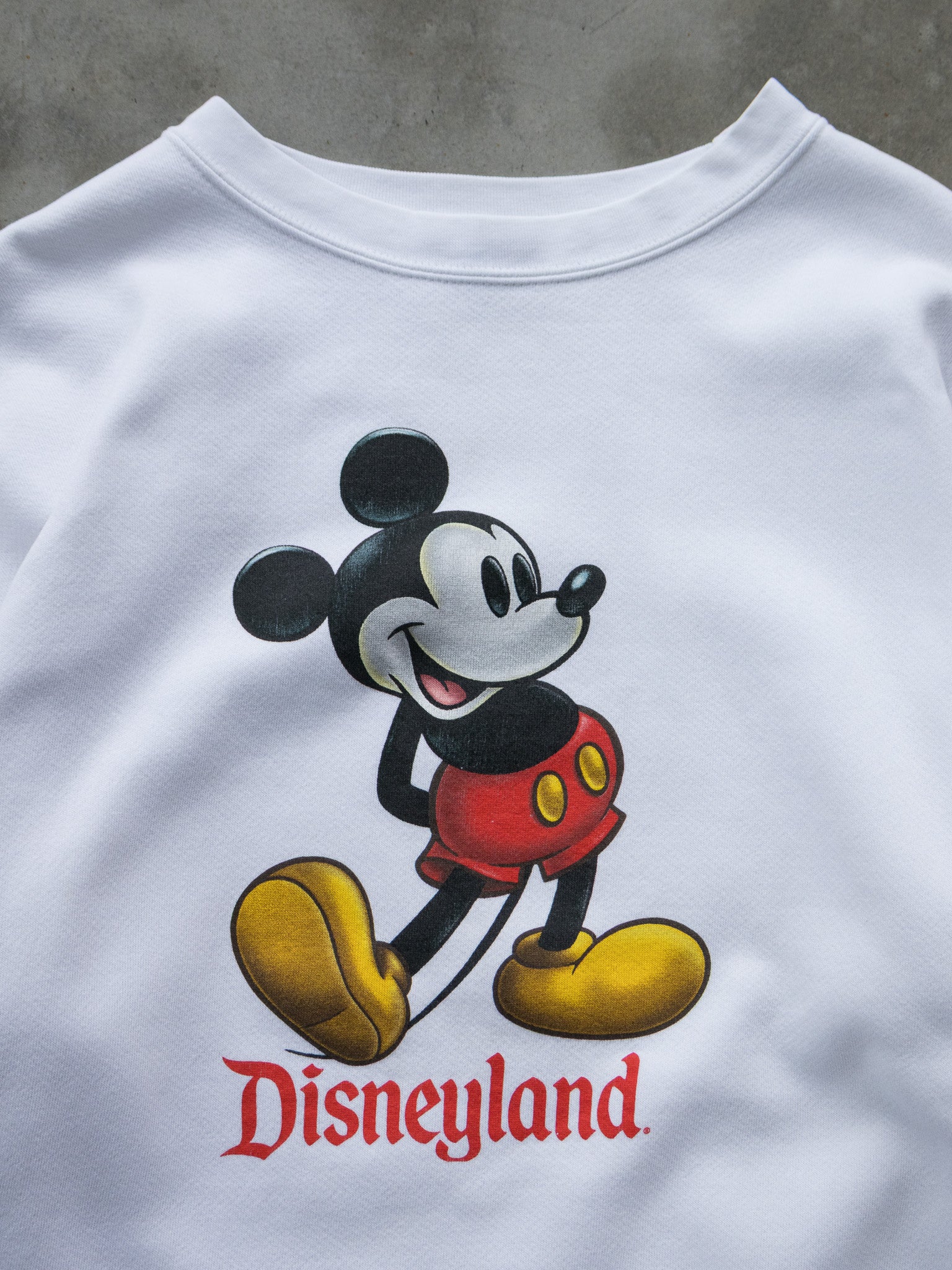 Vintage White Disneyland Sweatshirt (2XL)