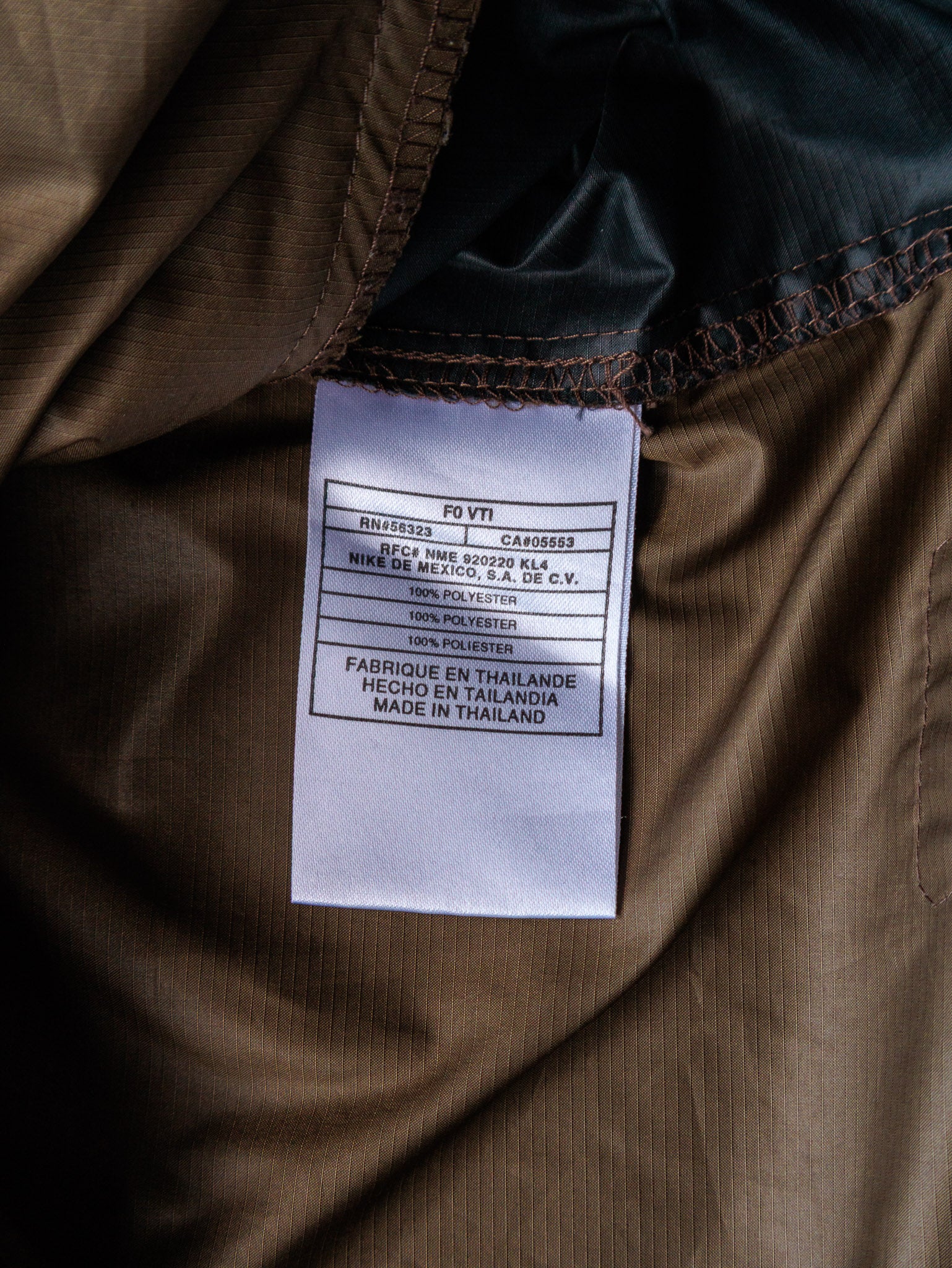 Vintage 00s Brown Nike Tuck-Away Hood Clima-Fit Jacket (XL)