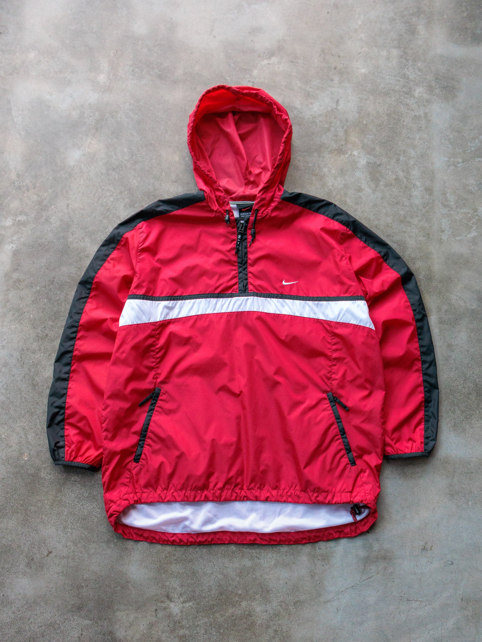 Vintage 00s Red Nike Windbreaker Jacket (16-18Y)