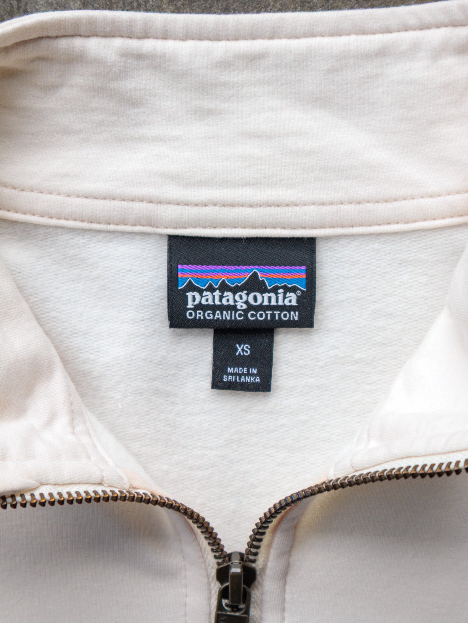 Vintage Cream Patagonia Half Zip Sweatshirt (XS)
