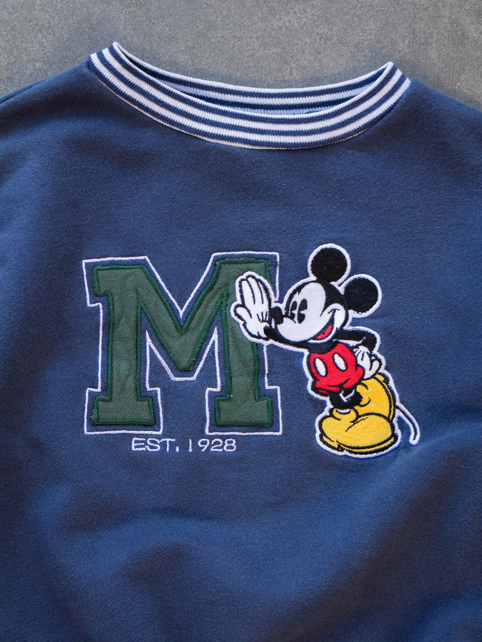 Vintage Navy Mickey & Co Sweatshirt (5-6Y)