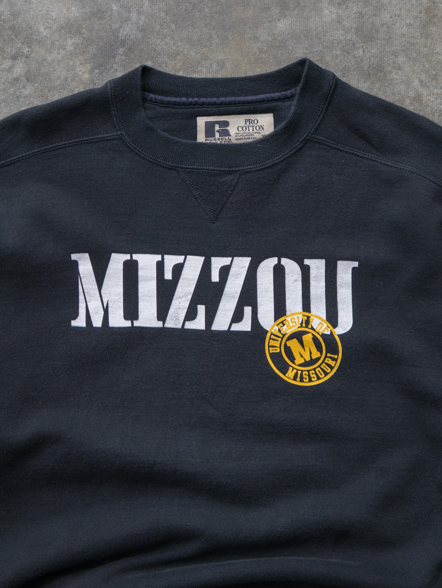 Vintage 90s Russell Athletic Mizzou Sweatshirt (XL)