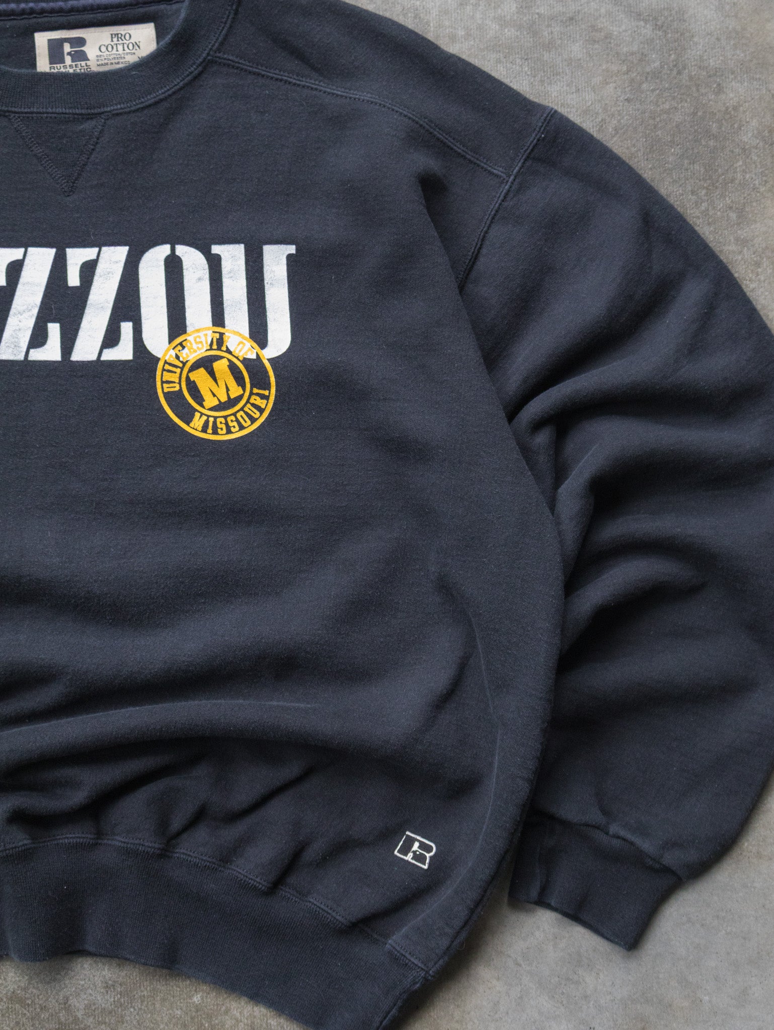 Vintage 90s Russell Athletic Mizzou Sweatshirt (XL)
