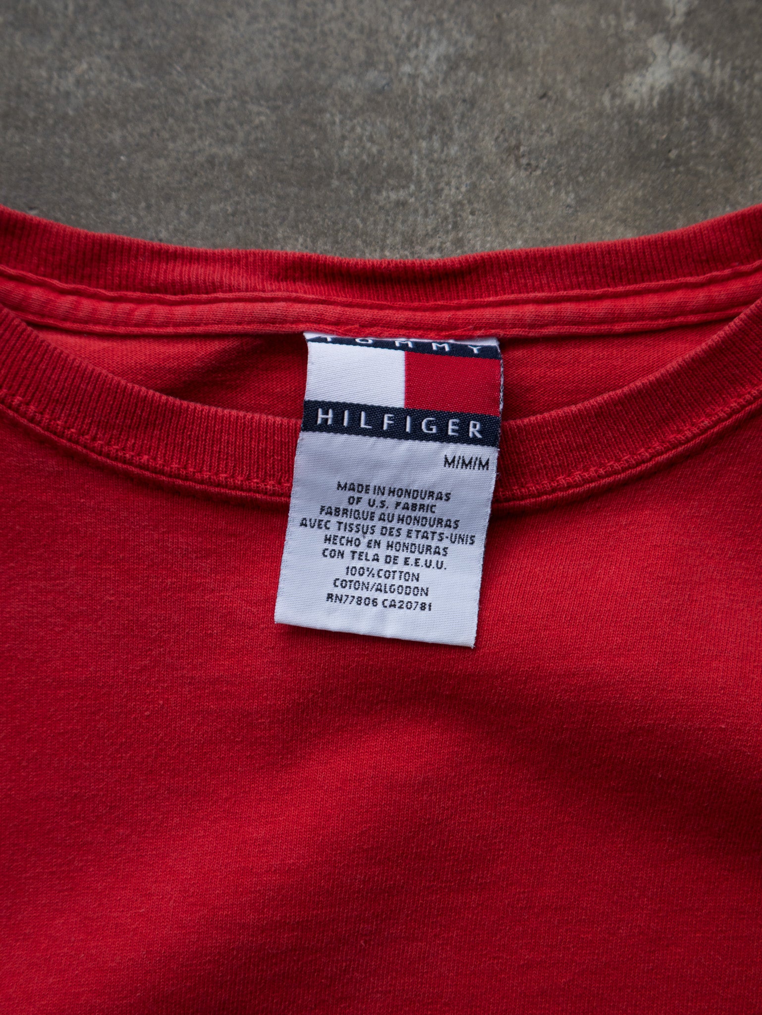 Vintage 00s Red Tommy Hilfiger Logo Tee (M)