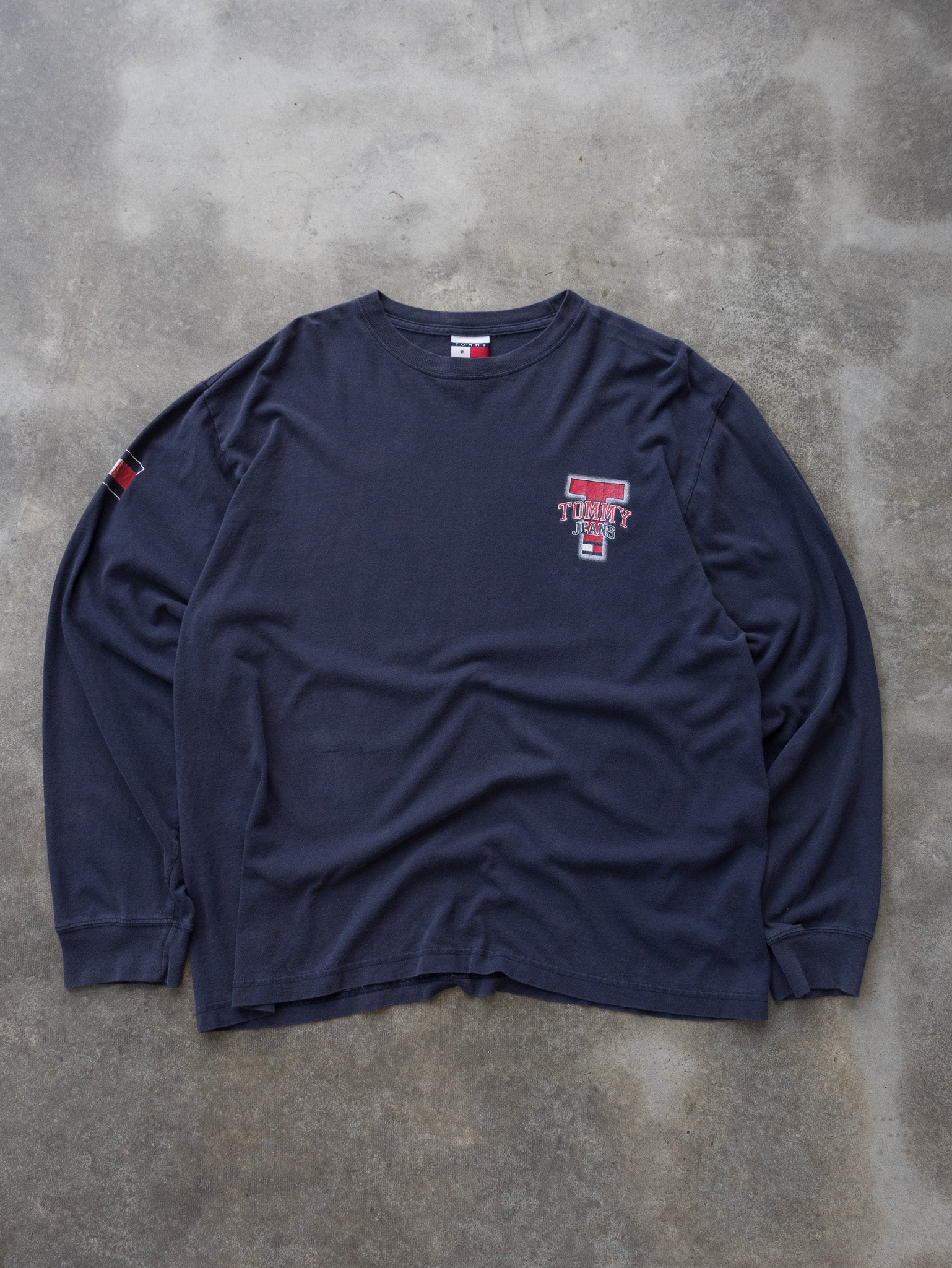 Vintage Navy Tommy Jeans Long Sleeve (XL)
