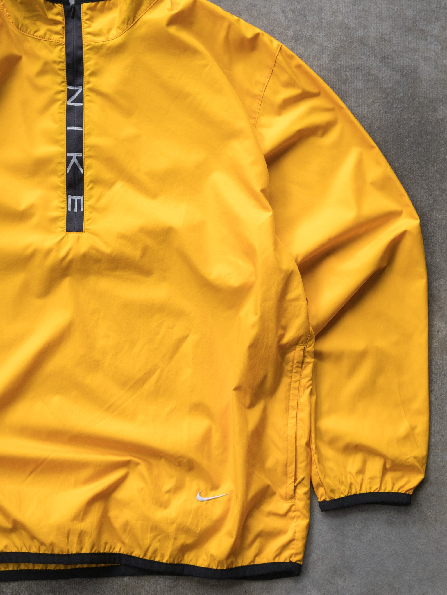 Vintage 00s Yellow Nike Half Zip Windbreaker (M)