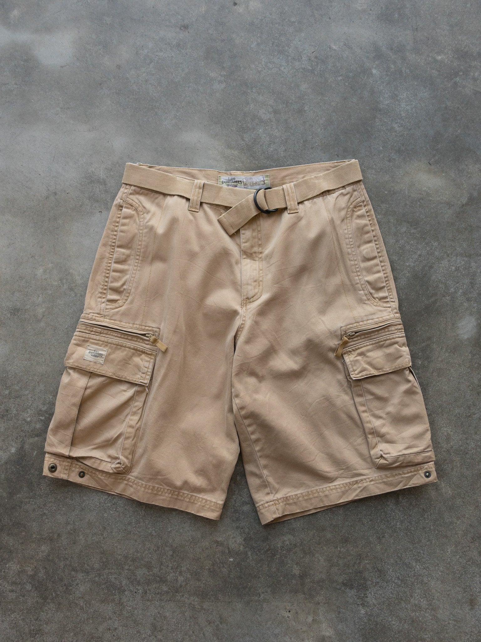 Vintage Tan Lee Dungarees Cargo Shorts (W32)