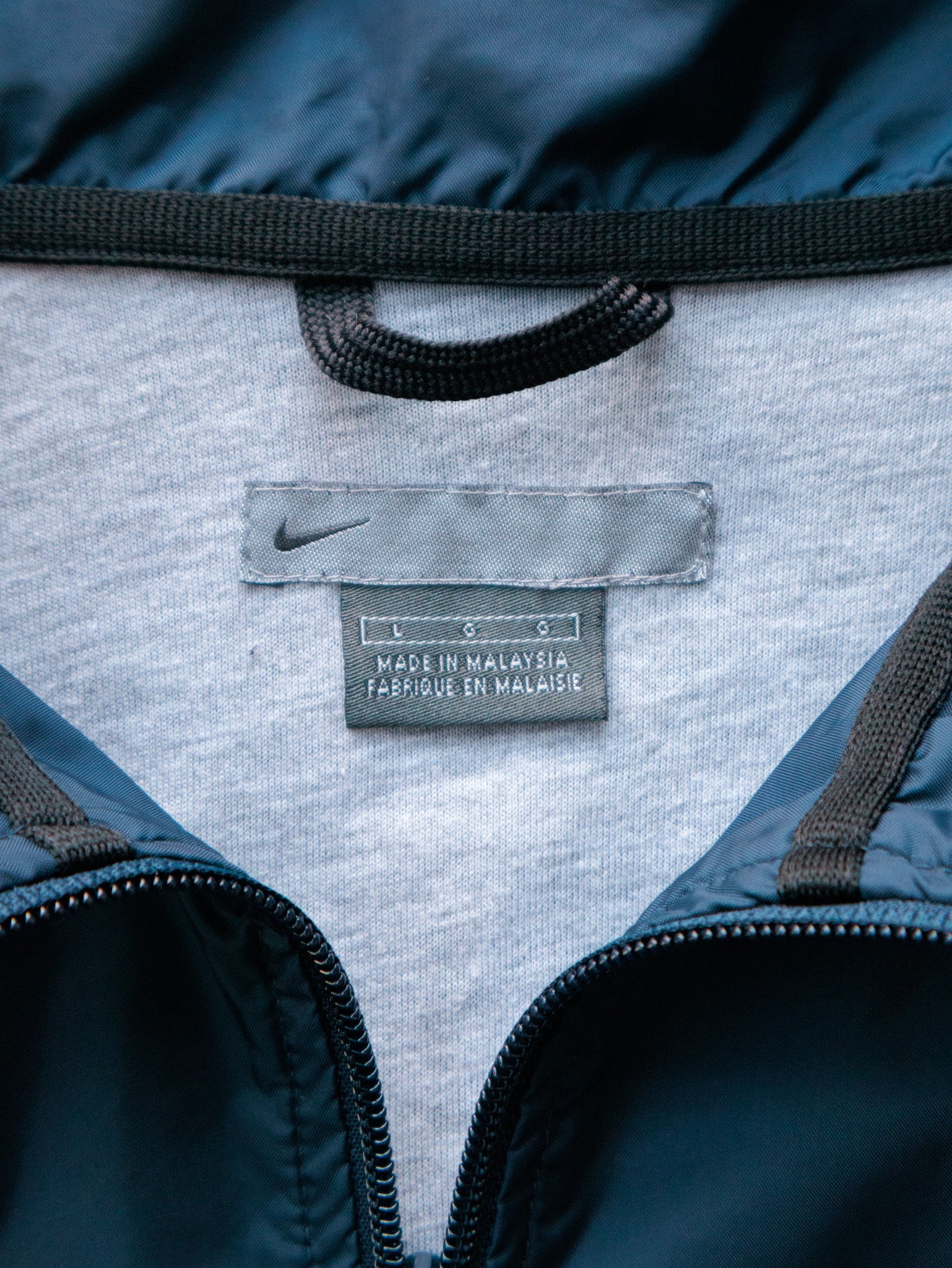 Vintage 00s Navy Nike Track Jacket (L)