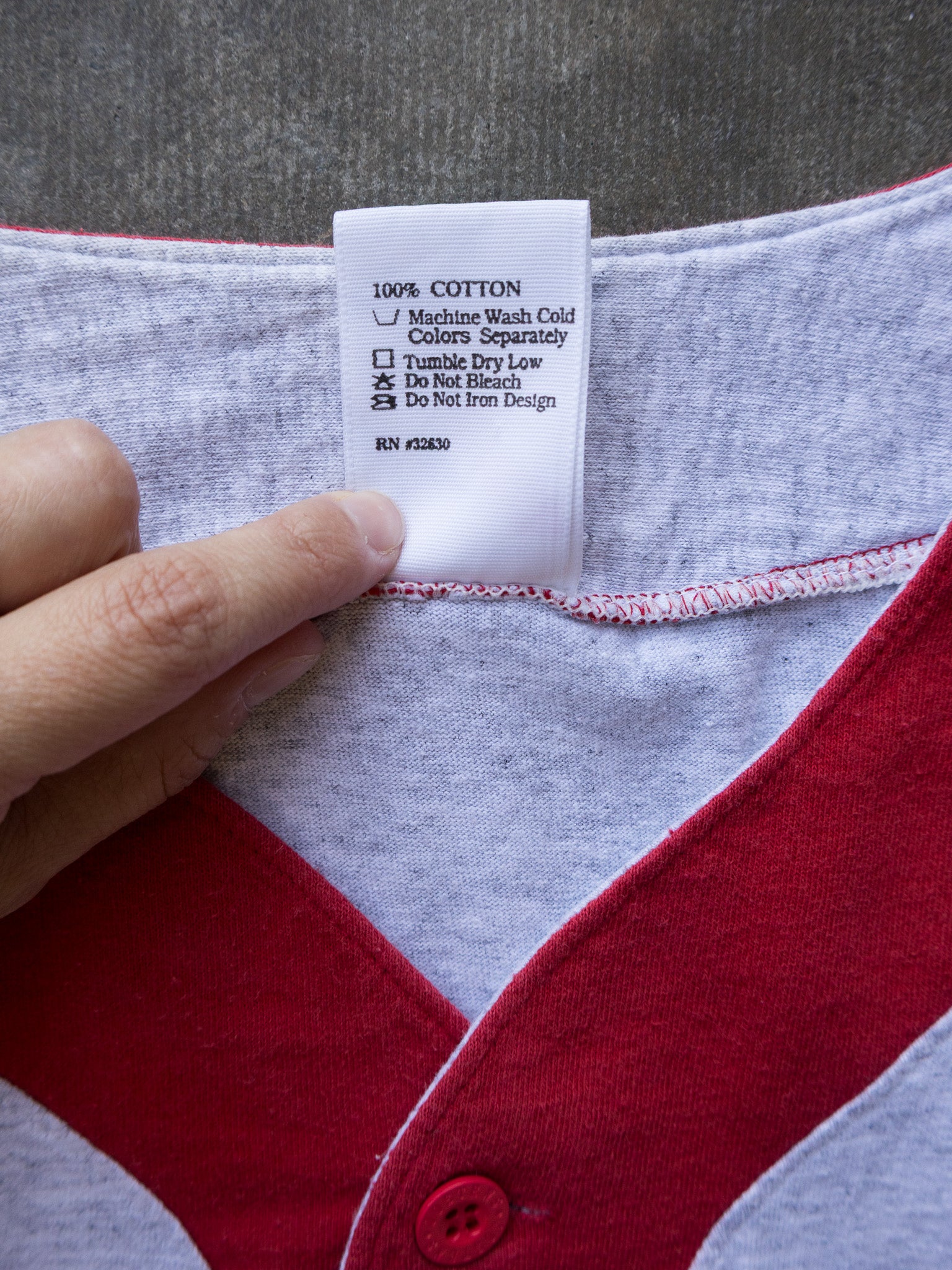 Vintage Chicago Bulls Button Tee (XL)