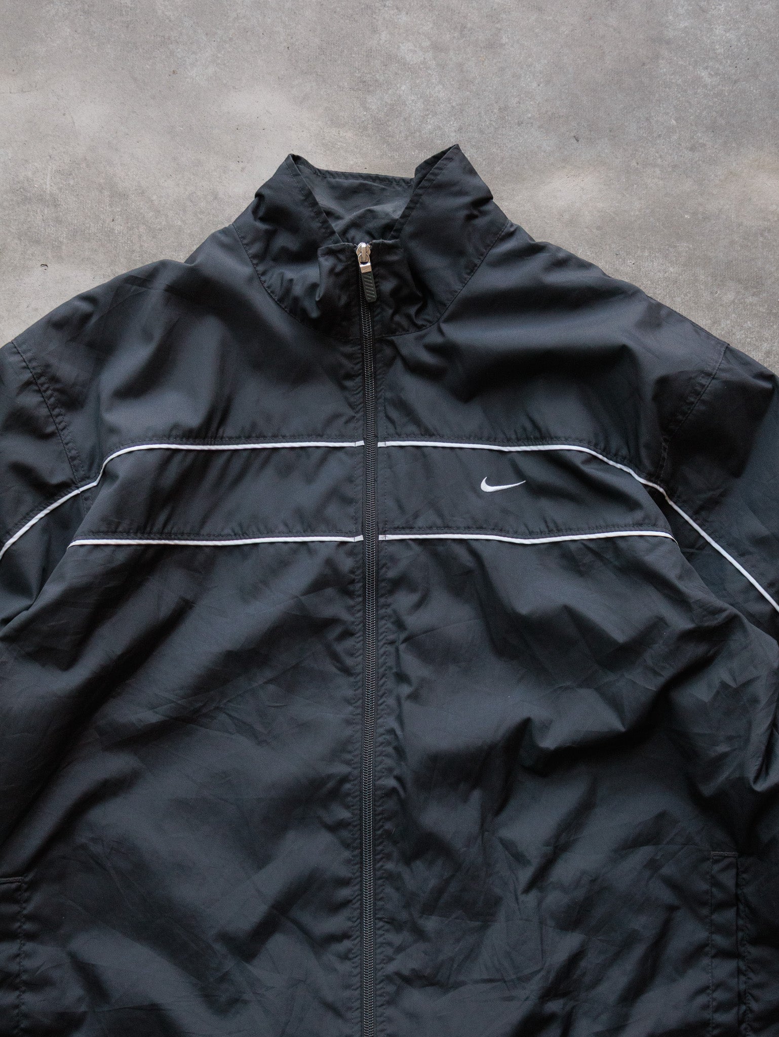 Vintage 00s Black Nike Windbreaker (XL)