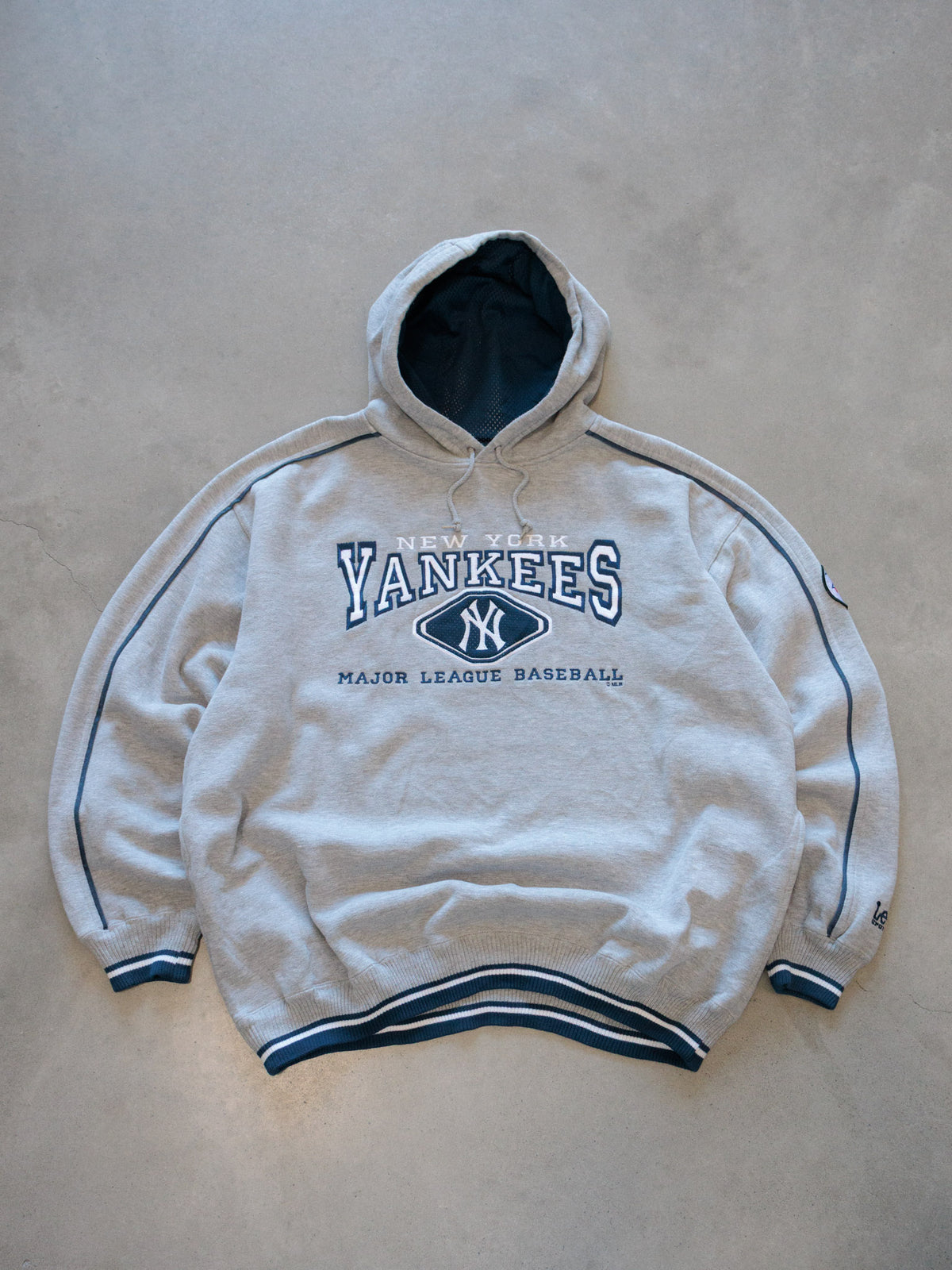 Vintage 90s Grey Lee Sport New York Yankees Hoodie (XL)