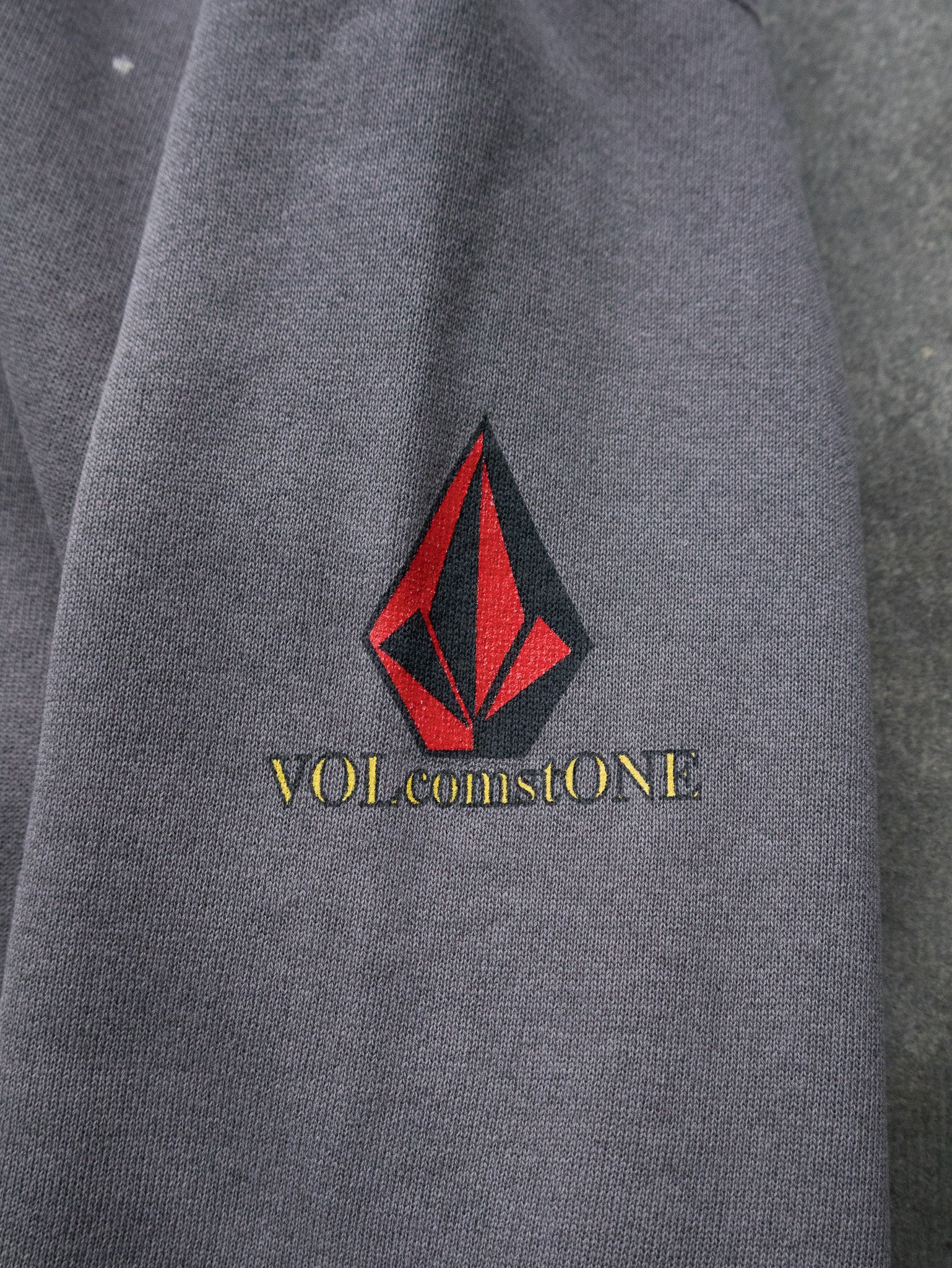 Vintage Volcom Grey Hoodie (M)