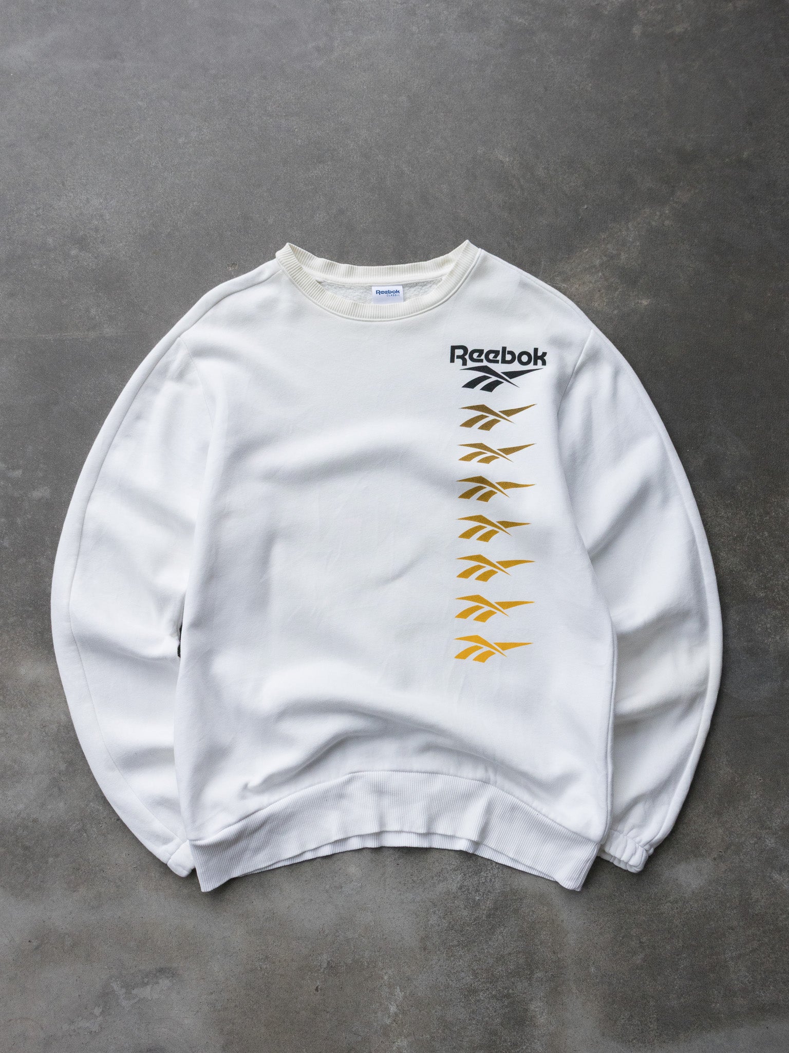 Vintage White Reebok Graphic Sweatshirt (M)