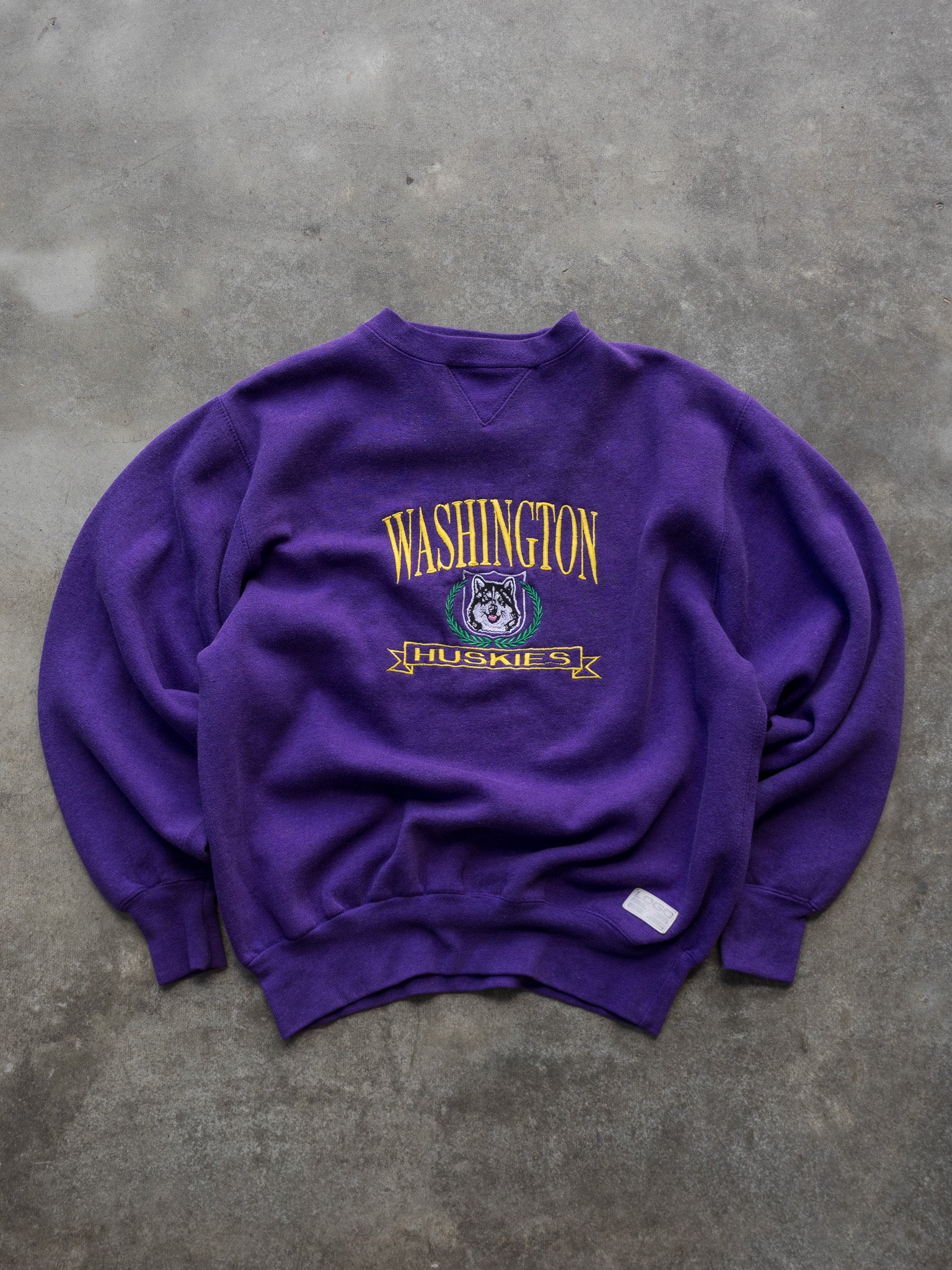 Vintage 90s Purple Washington Huskies Sweatshirt (M)