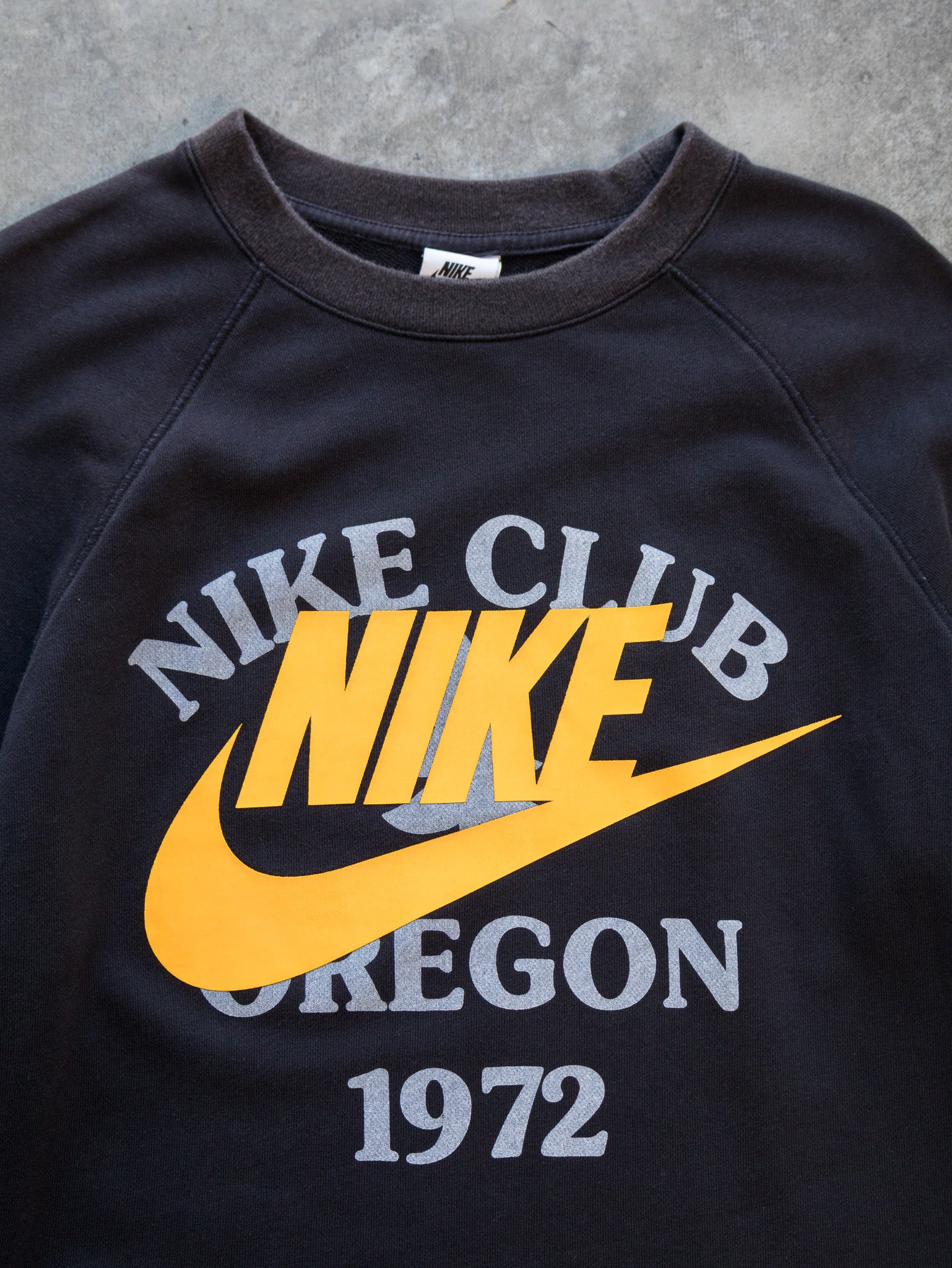 Vintage Black Nike Club Oregon Sweatshirt (XL)