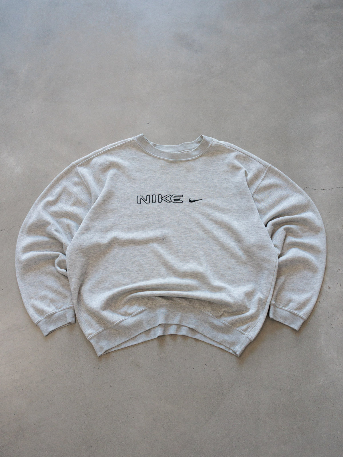 Vintage 90s Grey Nike Sweatshirt (L)