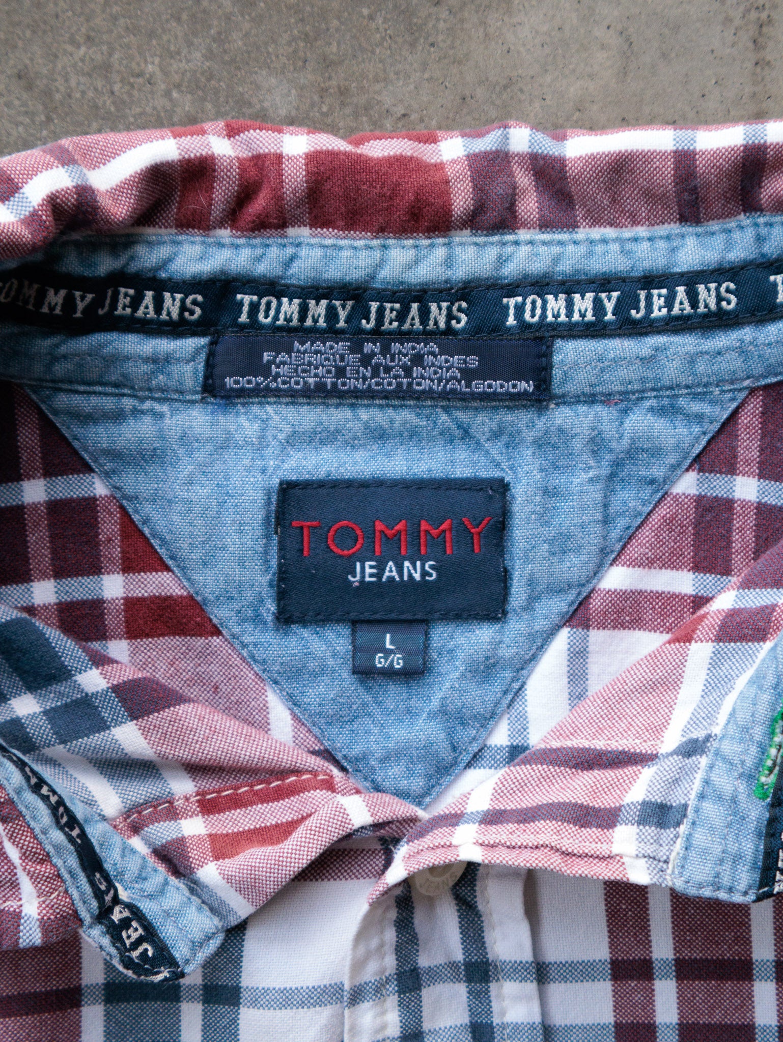 Vintage 90s Tommy Jeans Plaid Flannel Shirt (L)