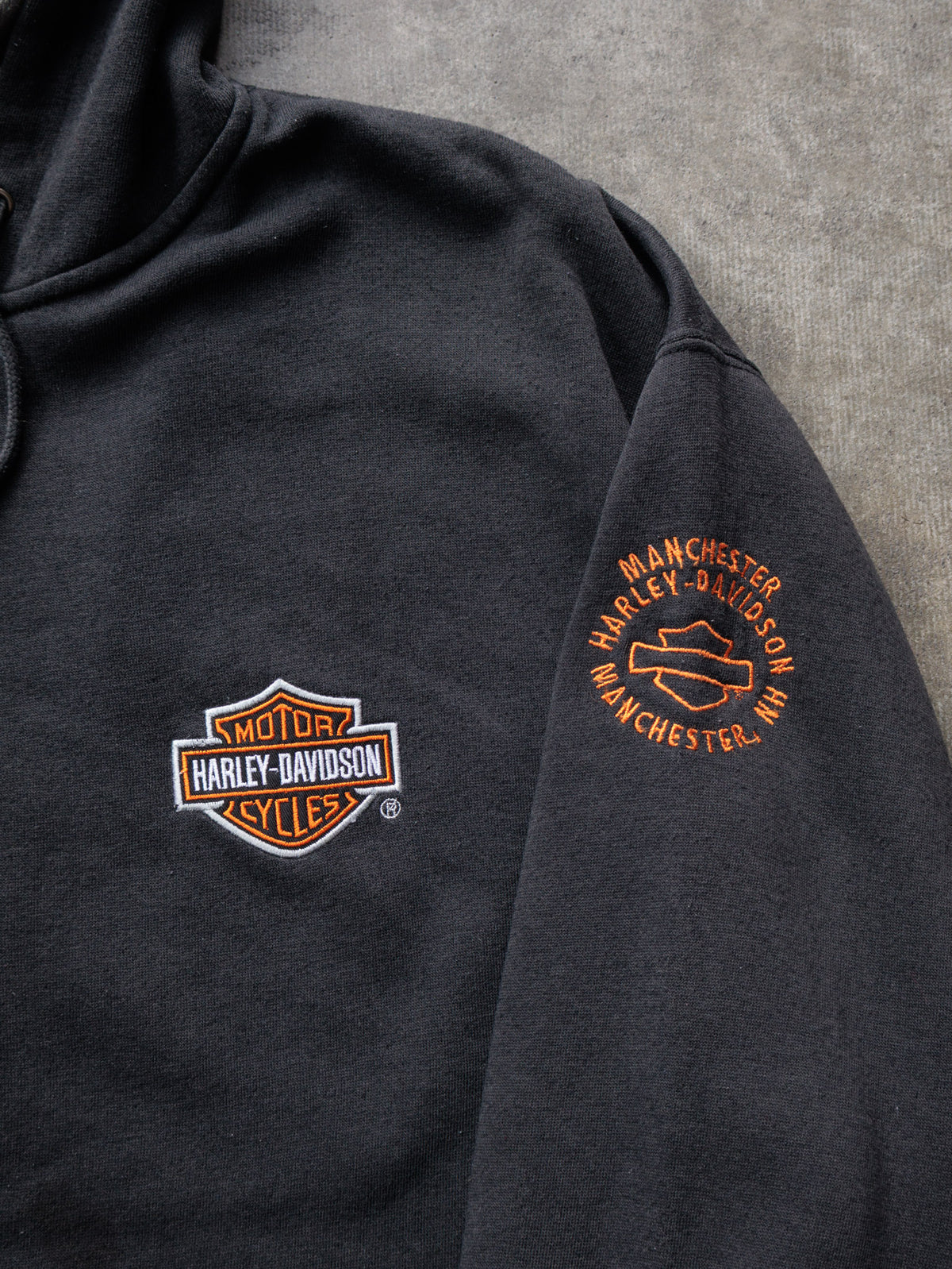 Vintage Black Harley-Davidson Manchester New Hampshire Full Zip Hoodie (2XL)
