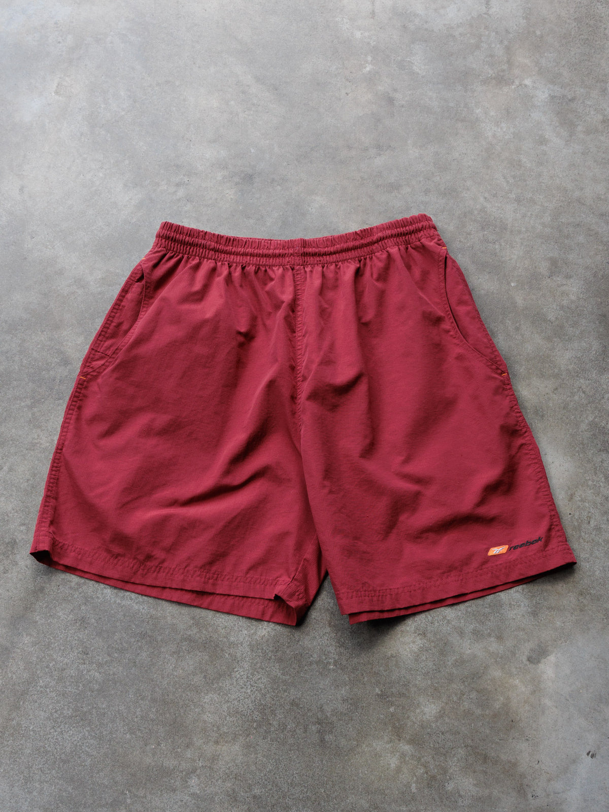 Vintage 00s Red Reebok Shorts (L)