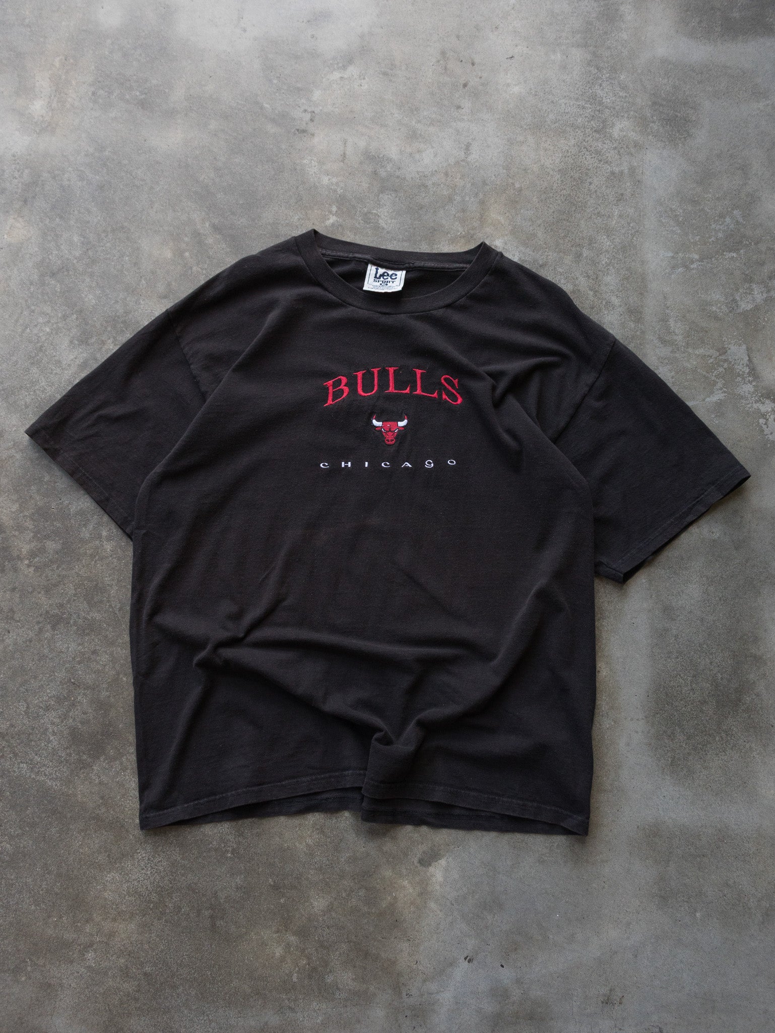 Vintage 00s Black Chicago Bulls Tee (XL)
