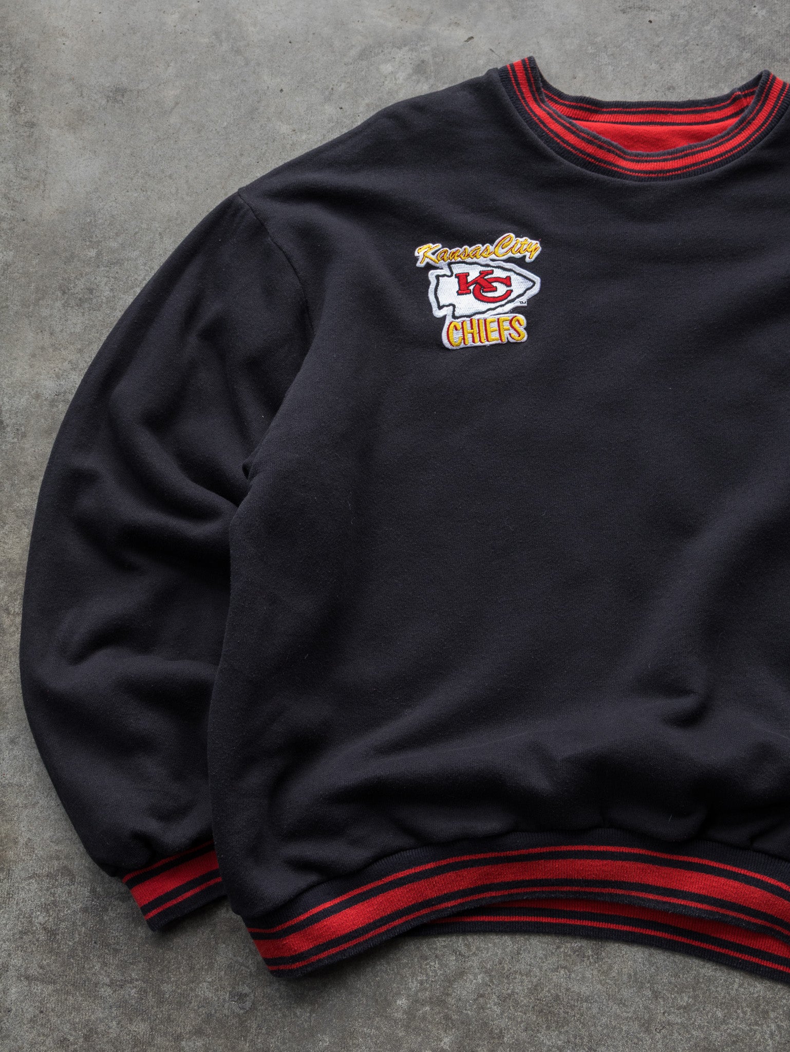 Vintage Black & Red Kansas City Chiefs Reversible Sweatshirt (XL)
