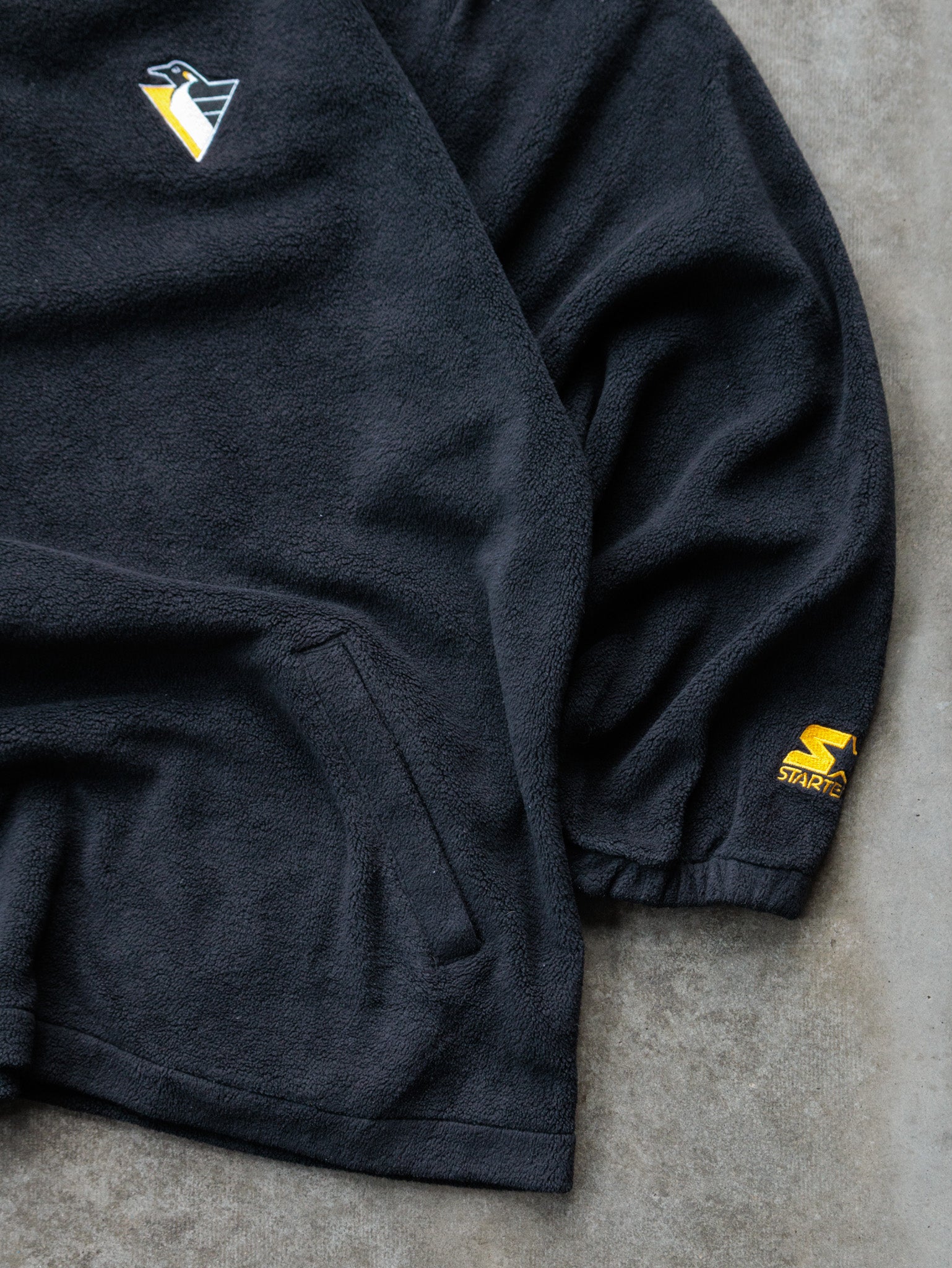 Vintage 90s Starter Pittsburgh Penguins Fleece Sweatshirt (M)