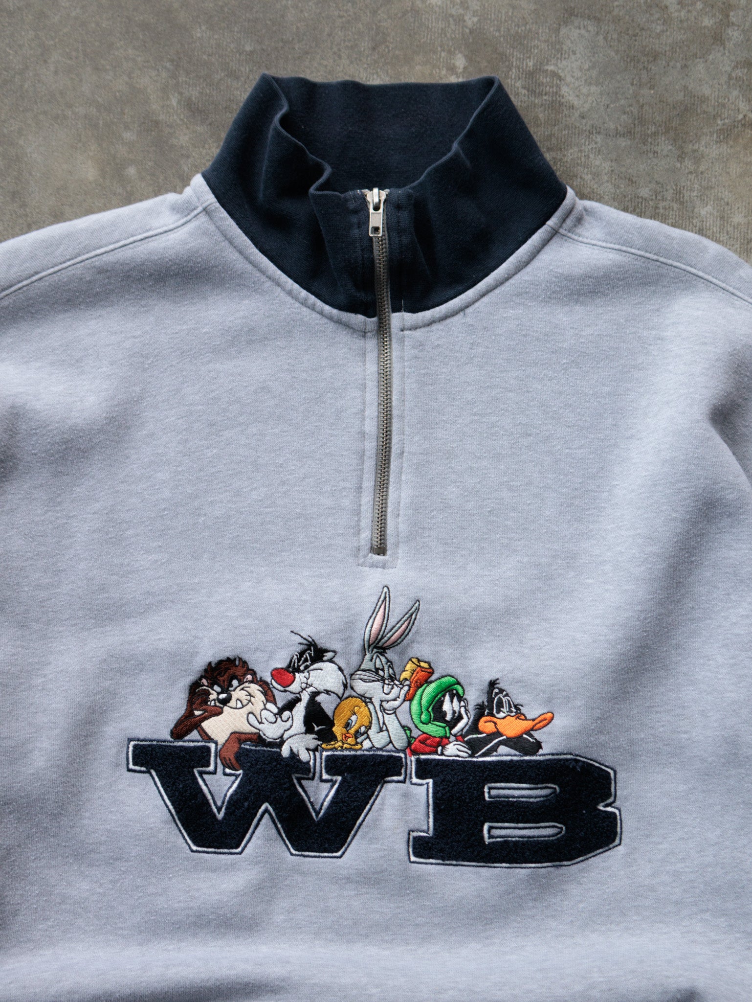 Vintage 90s Warner Bros Looney Tunes Quarter Zip Sweatshirt (M)
