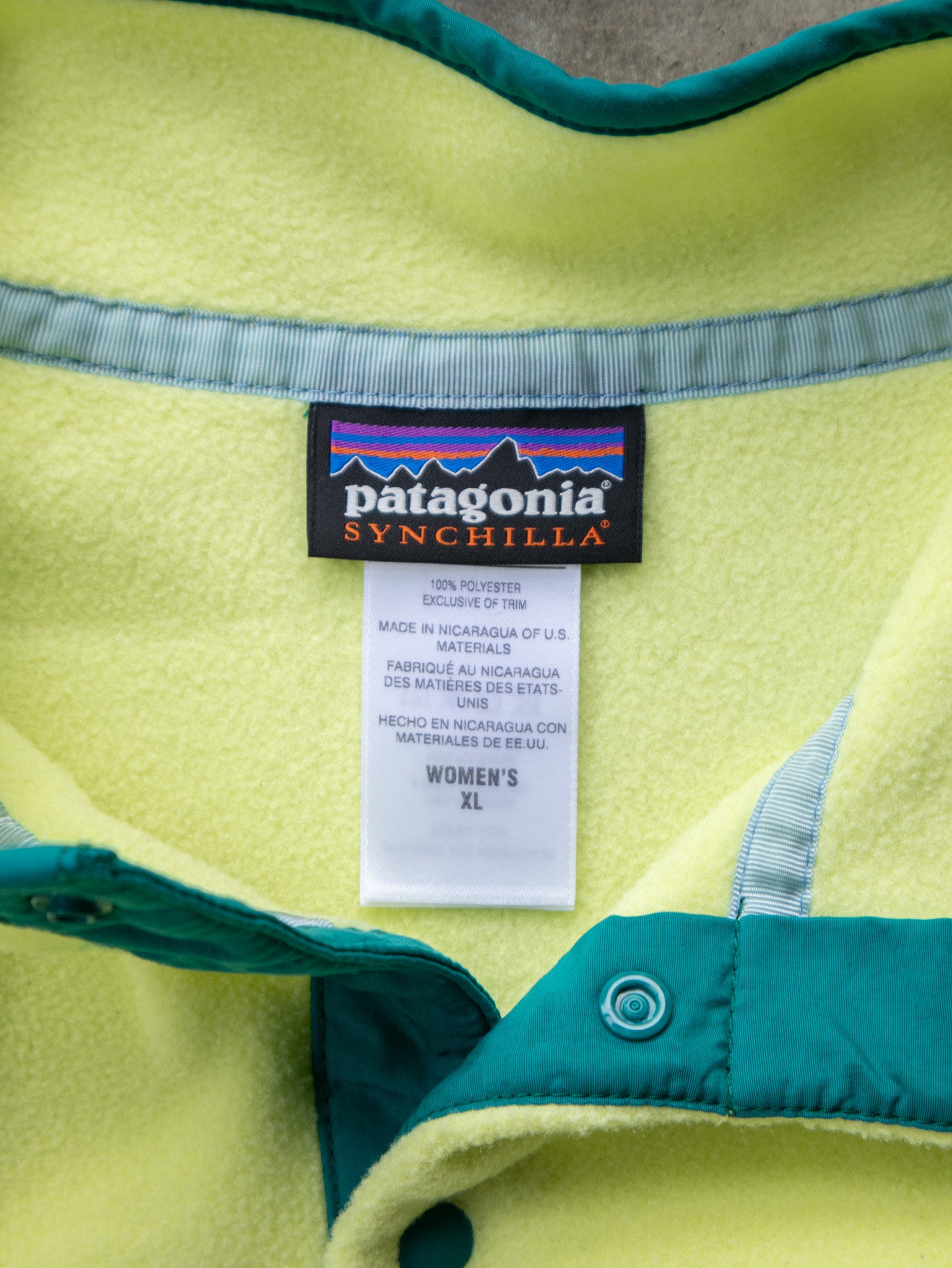 Vintage Yellow Patagonia Snap-T Fleece Sweatshirt (Women's XL)